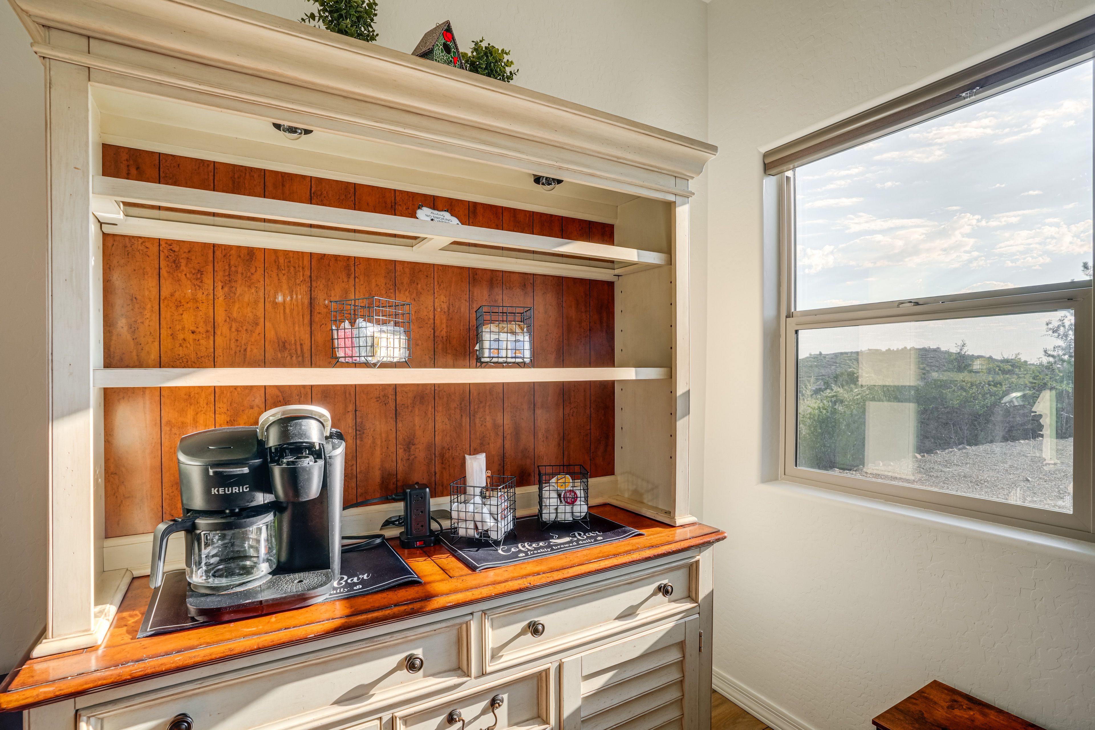 Coffee Bar | Keurig & Drip Coffee Makers
