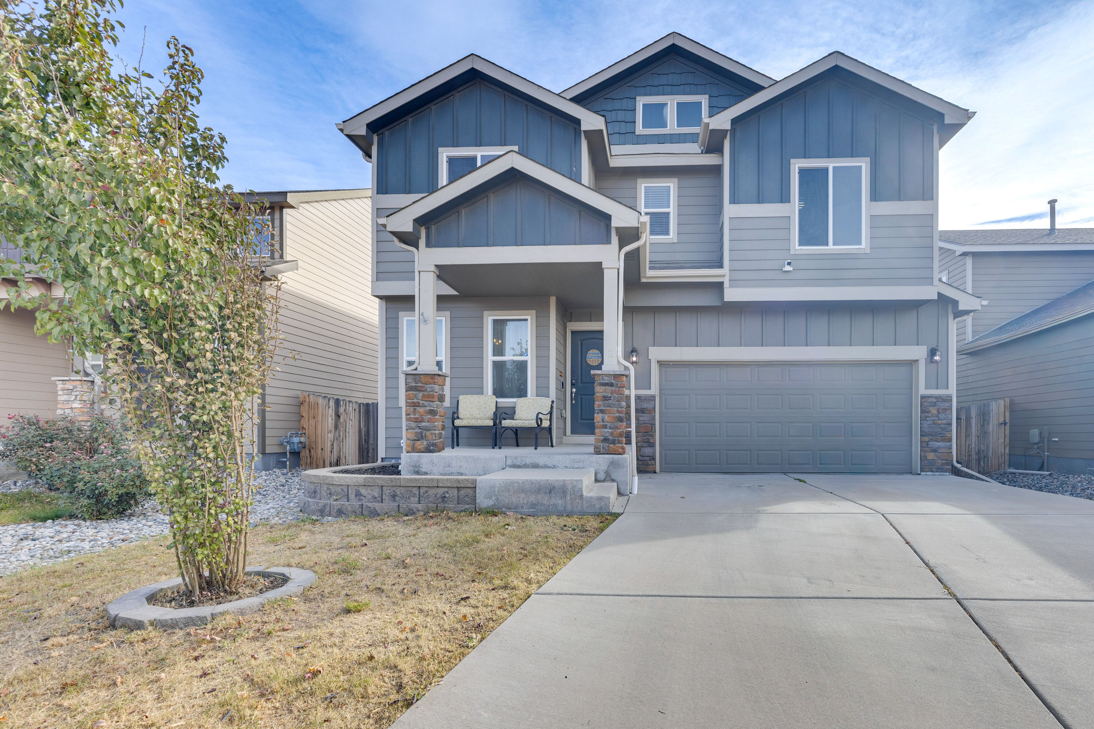 Parking | Garage (2 Vehicles) | Driveway (2 Vehicles) | Street Parking