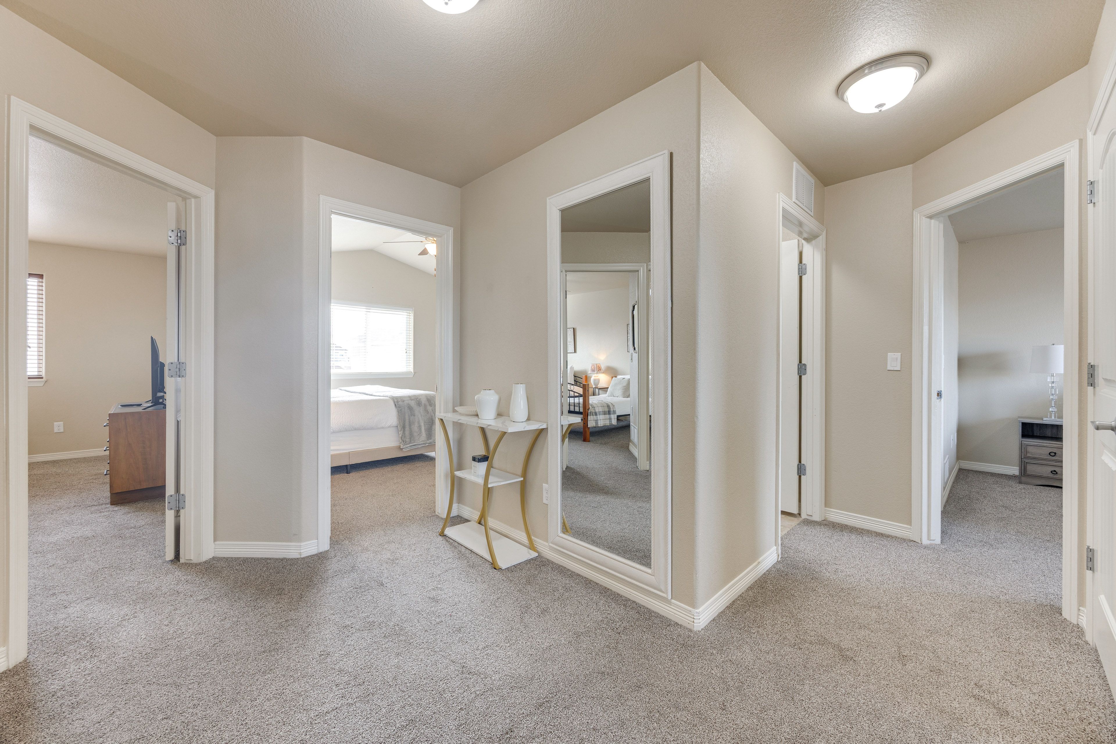 Upstairs Hallway | 2nd Floor