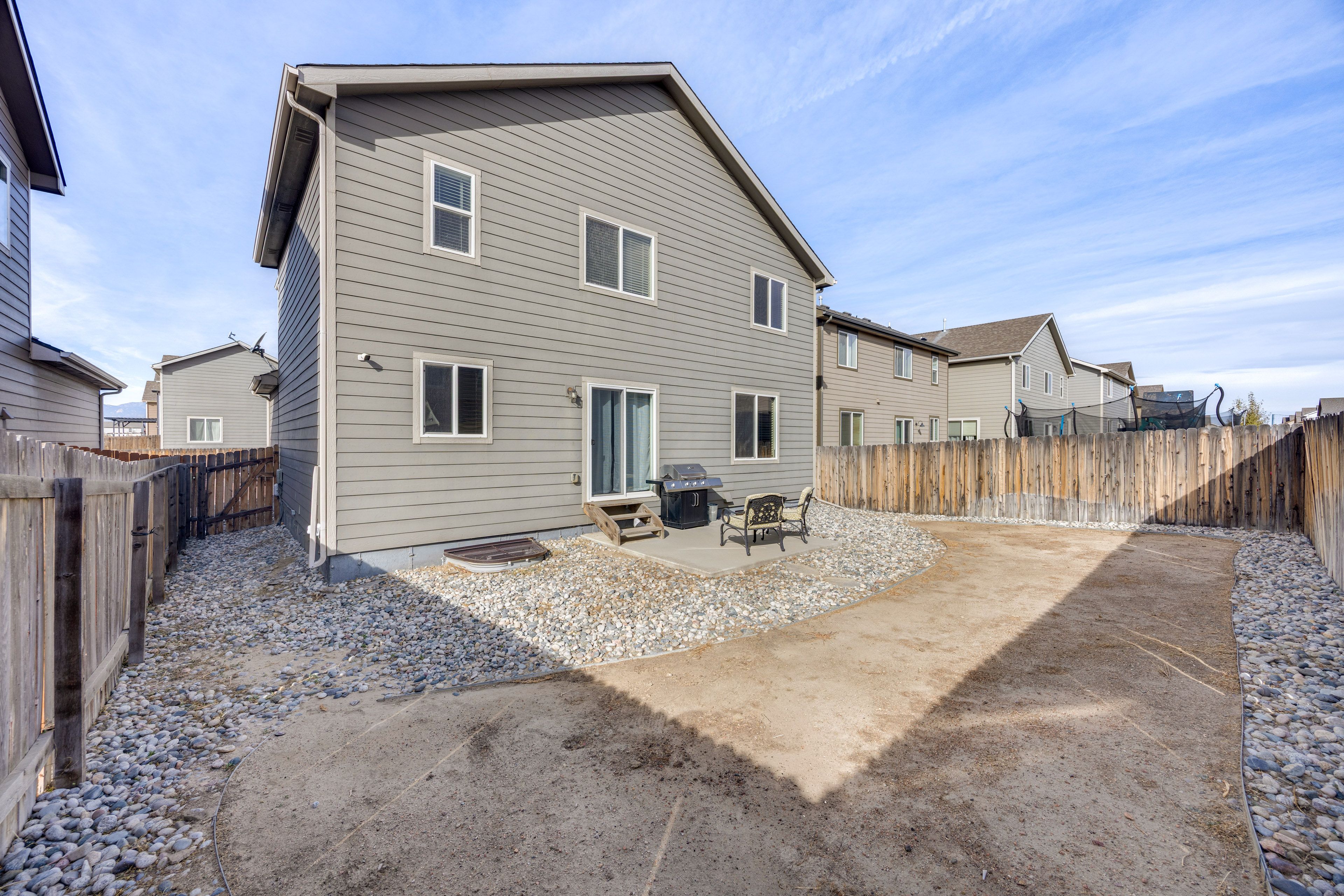 Fenced Backyard | Patio | Gas Grill