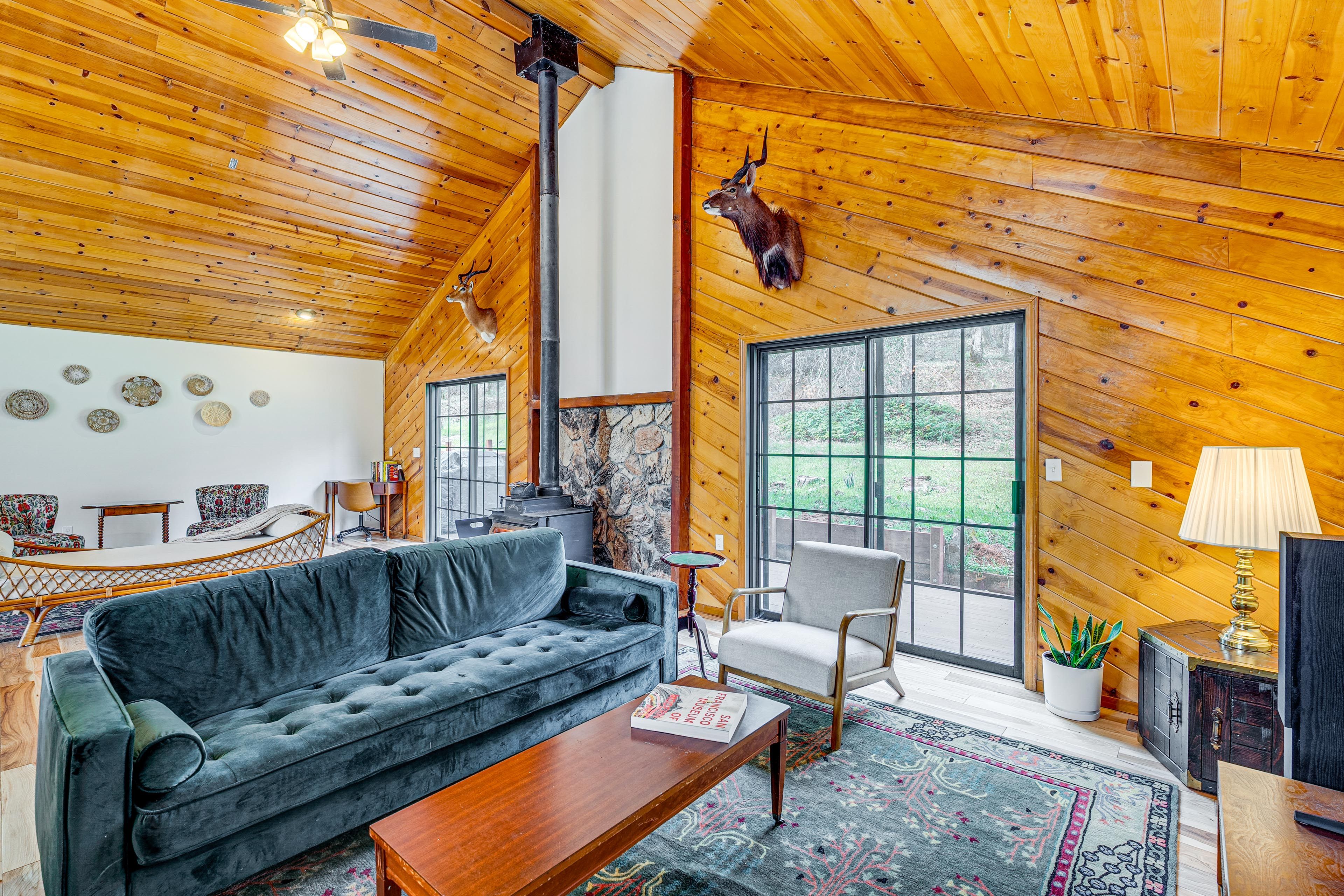 Grass Valley Vacation Rental | 3BR | 2BA | 2,027 Sq Ft