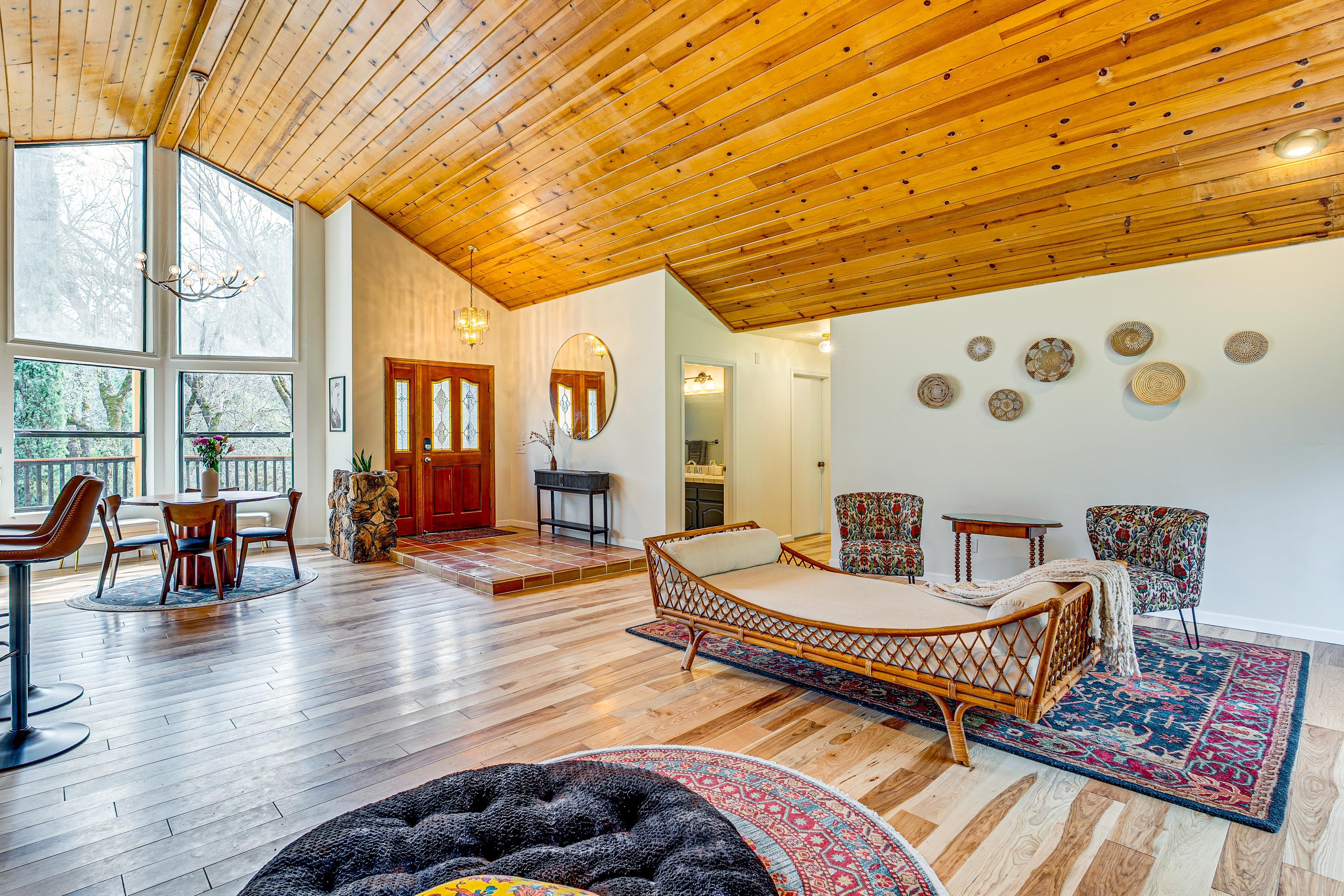 Living Area | Full Sleeper Sofa