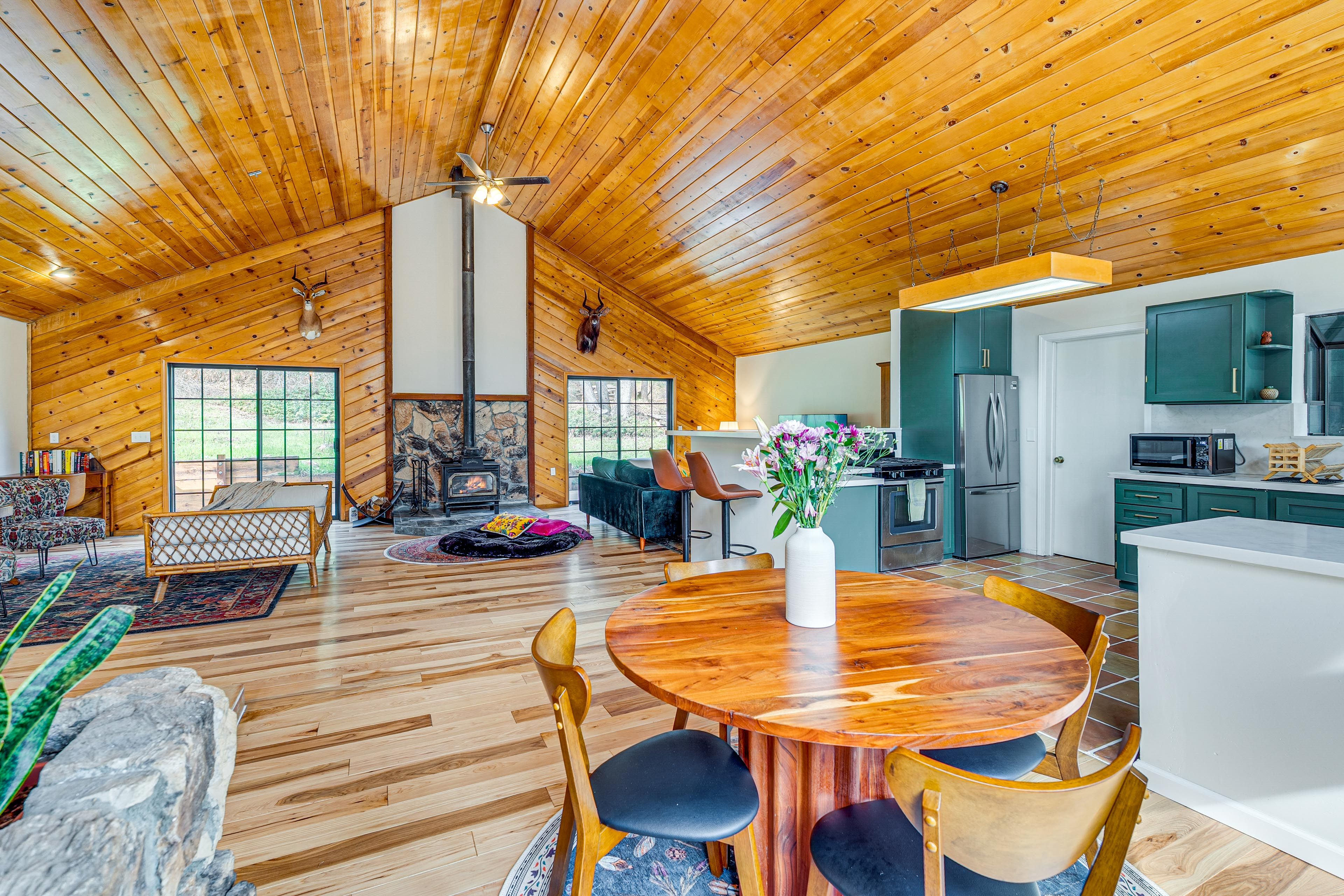 Dining Table | Breakfast Bar