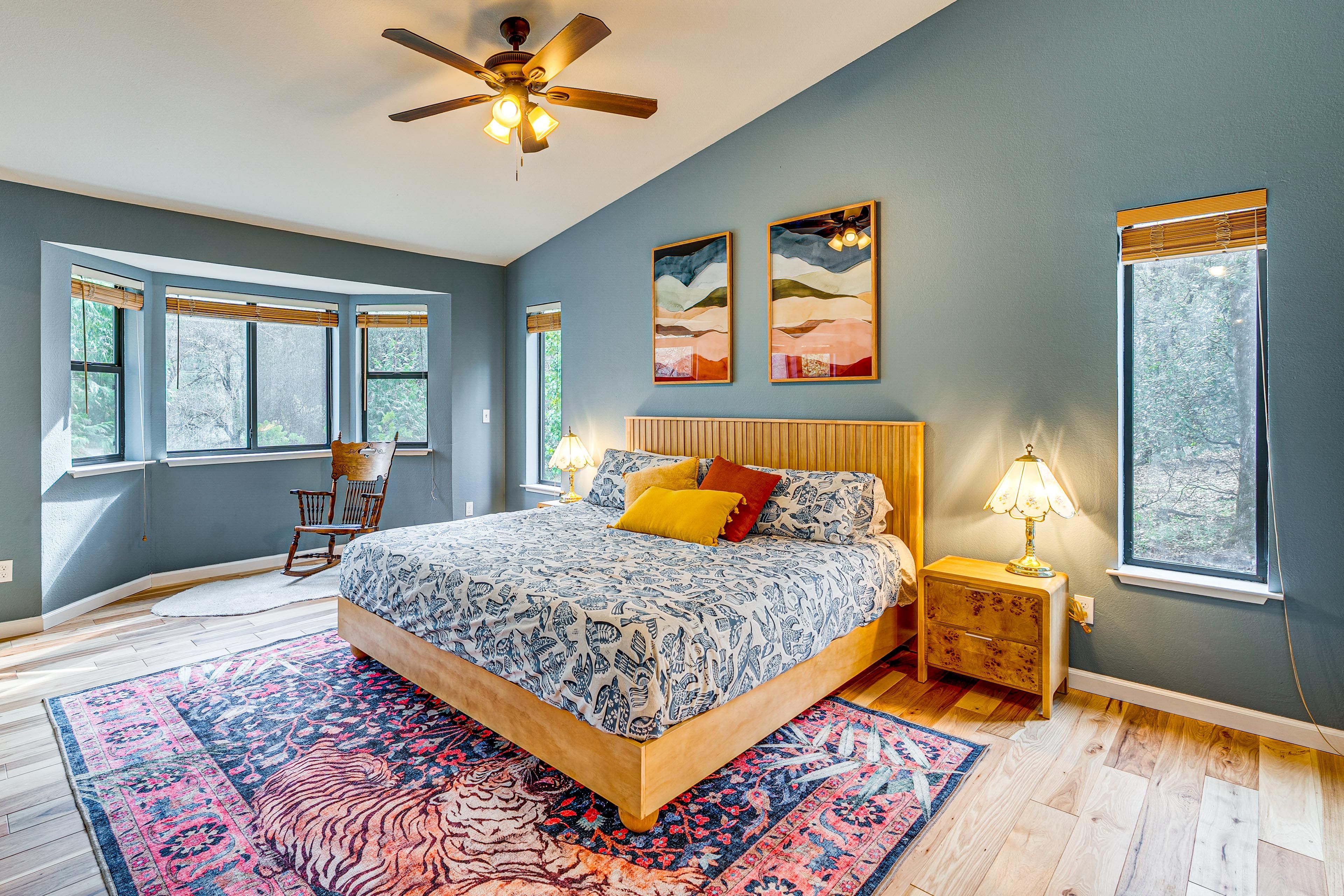 Bedroom 1 | King Bed