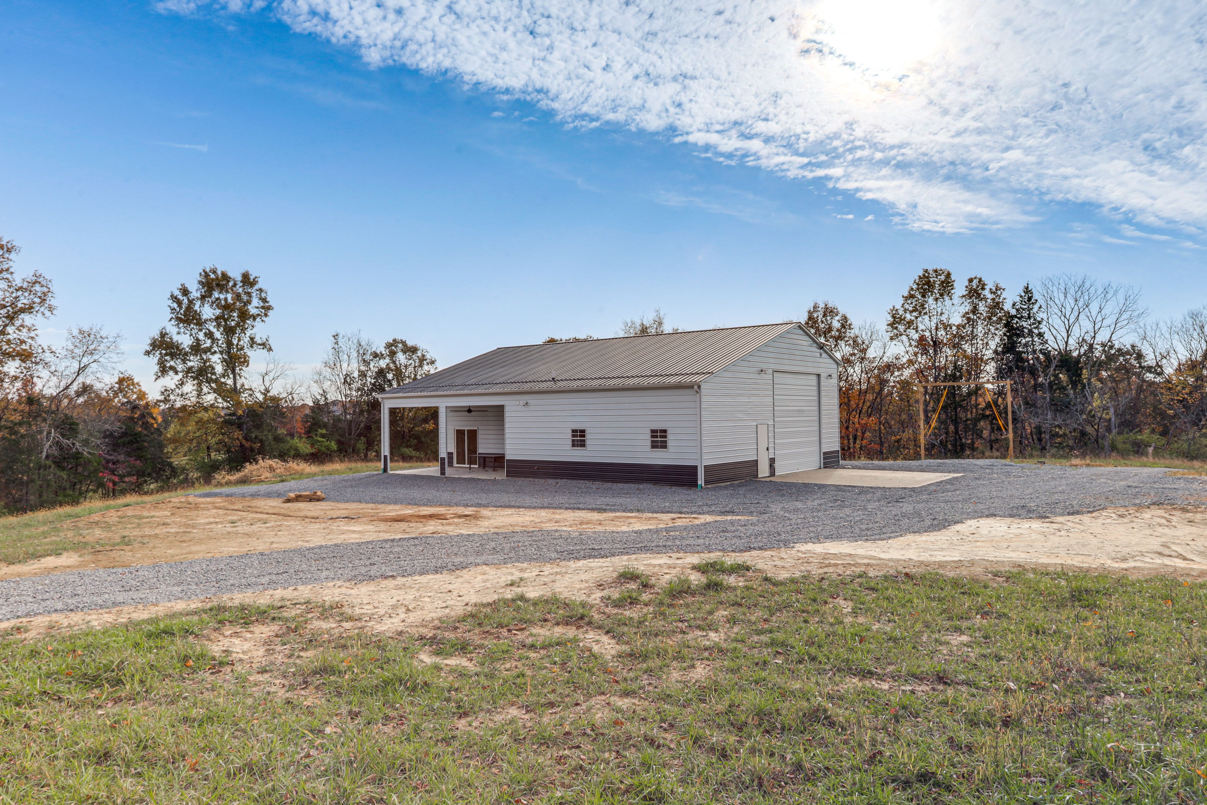 Parking | Driveway (6 Vehicles)
