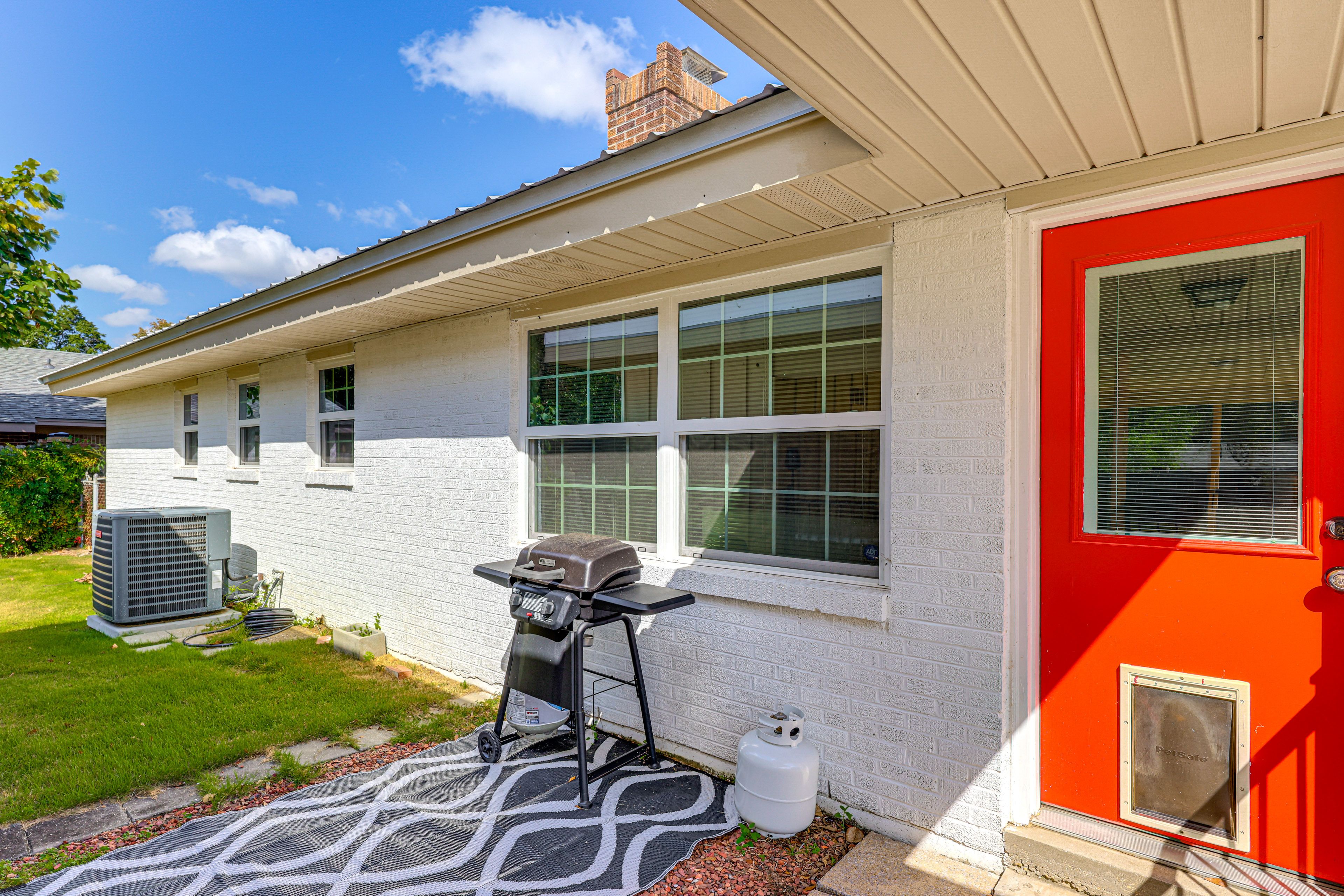 Back Door | Gas Grill