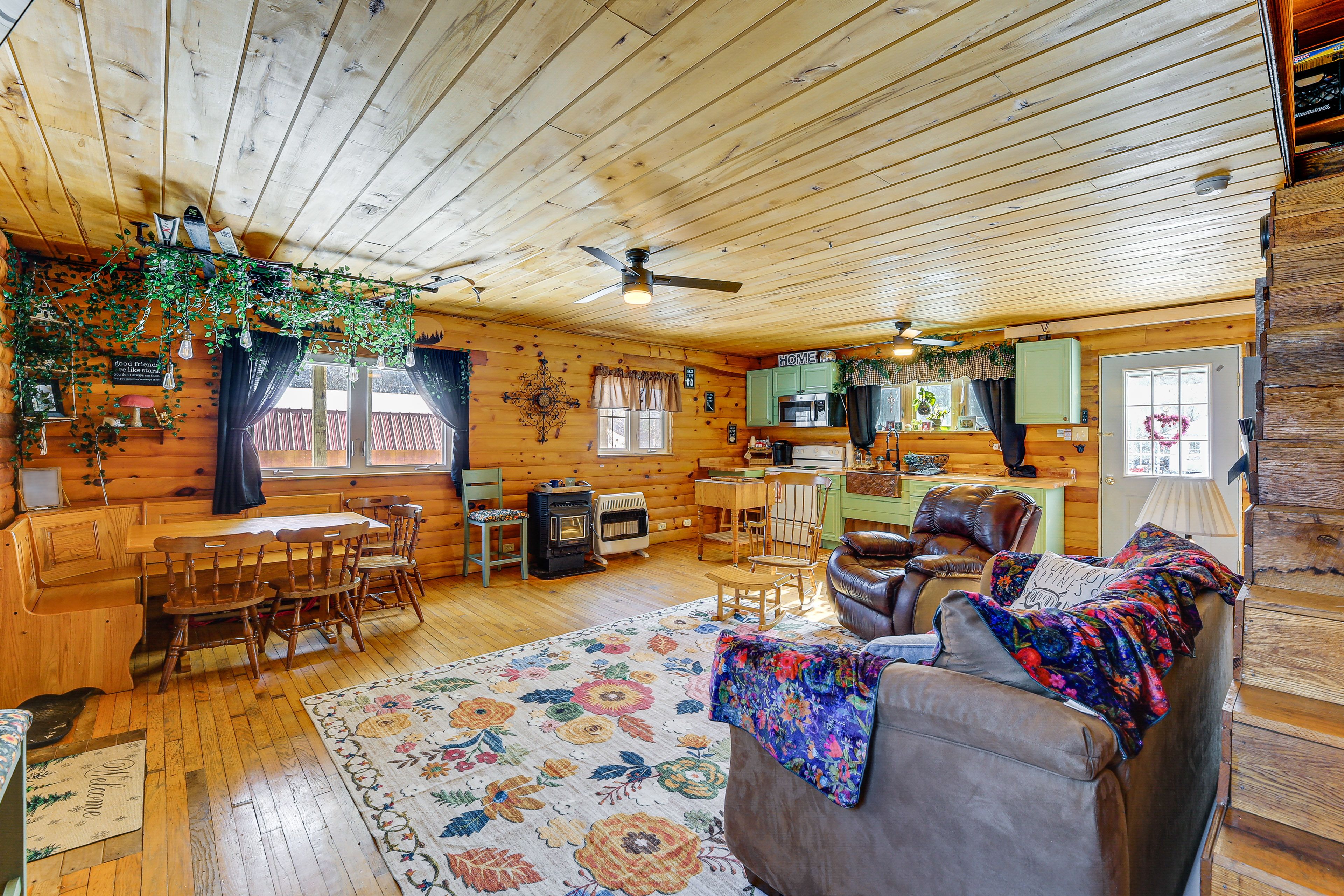 Living Room | 2-Story Cabin
