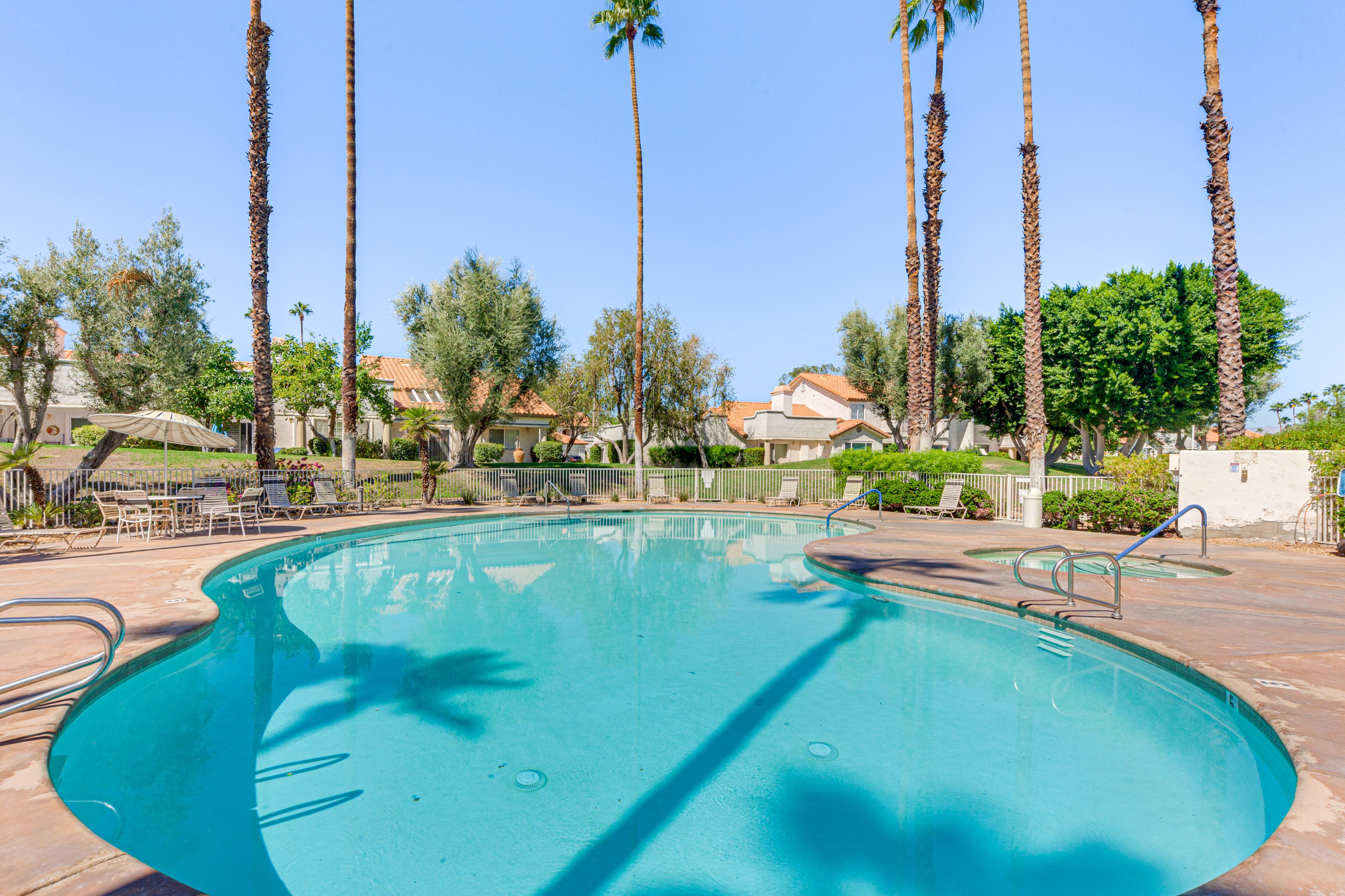 Community Pool | Desert Falls Country Club