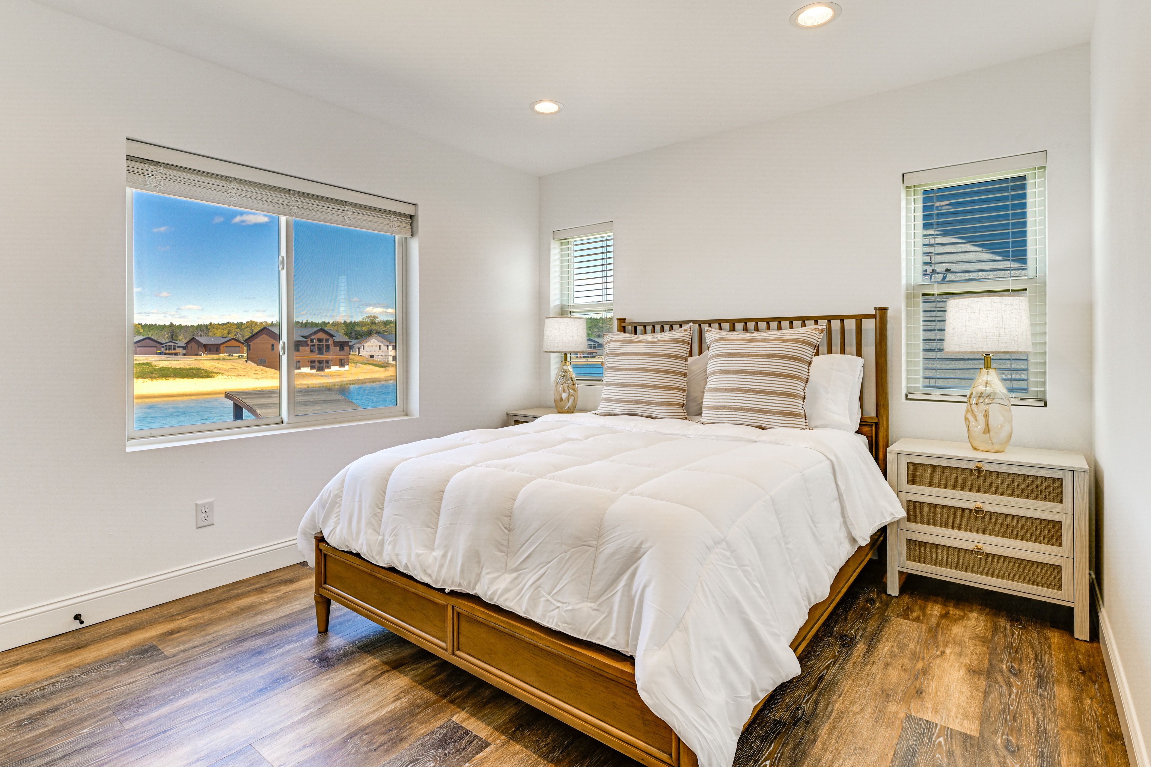 Bedroom 2 | Queen Bed | Main Level