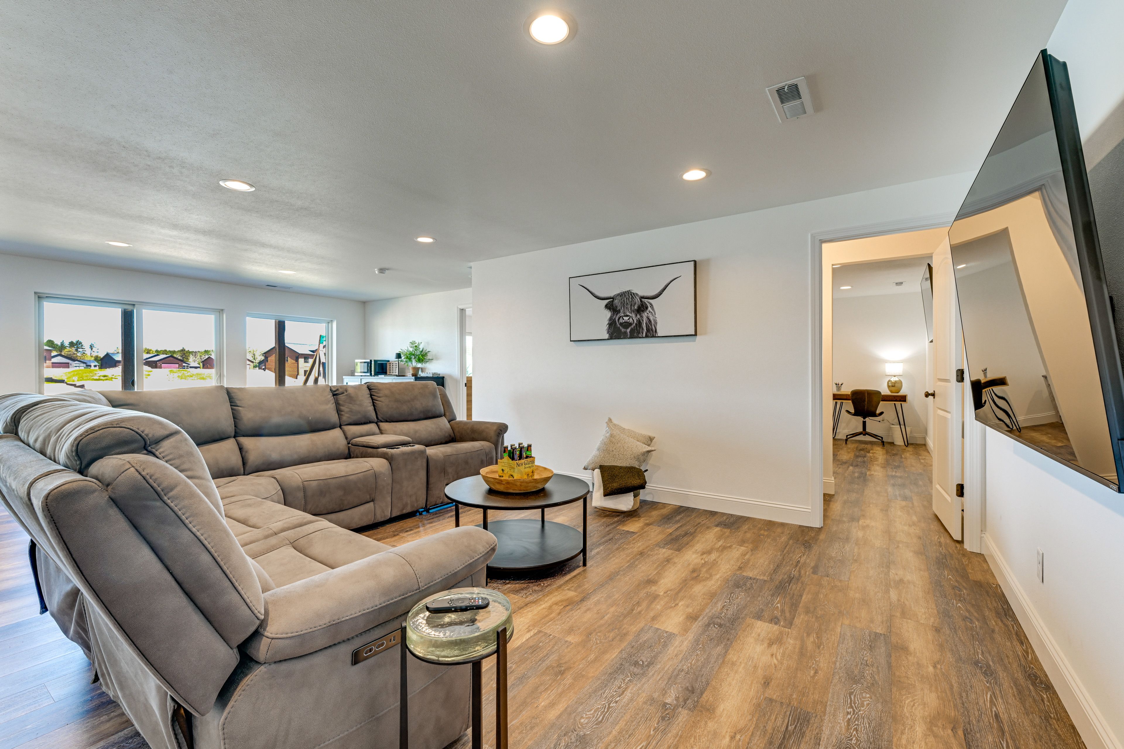 Additional Living Area | Lower Level