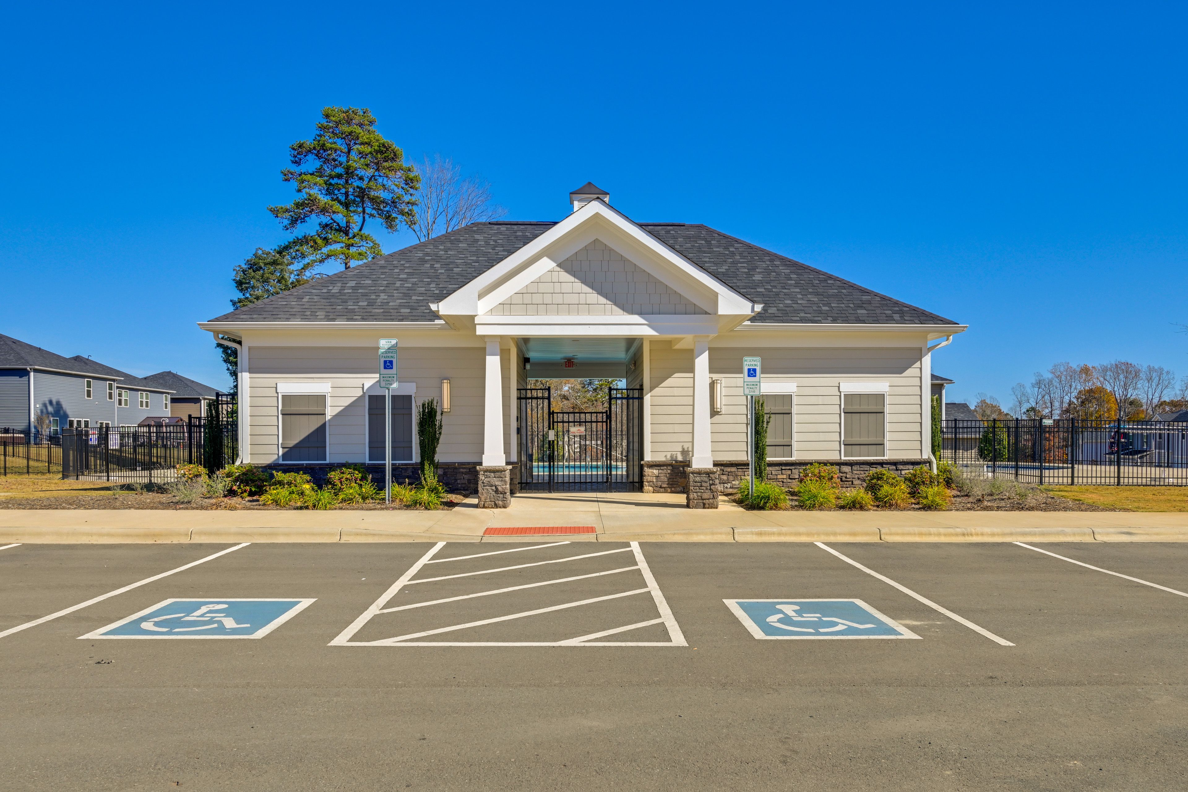 Community Amenities | Pool Area