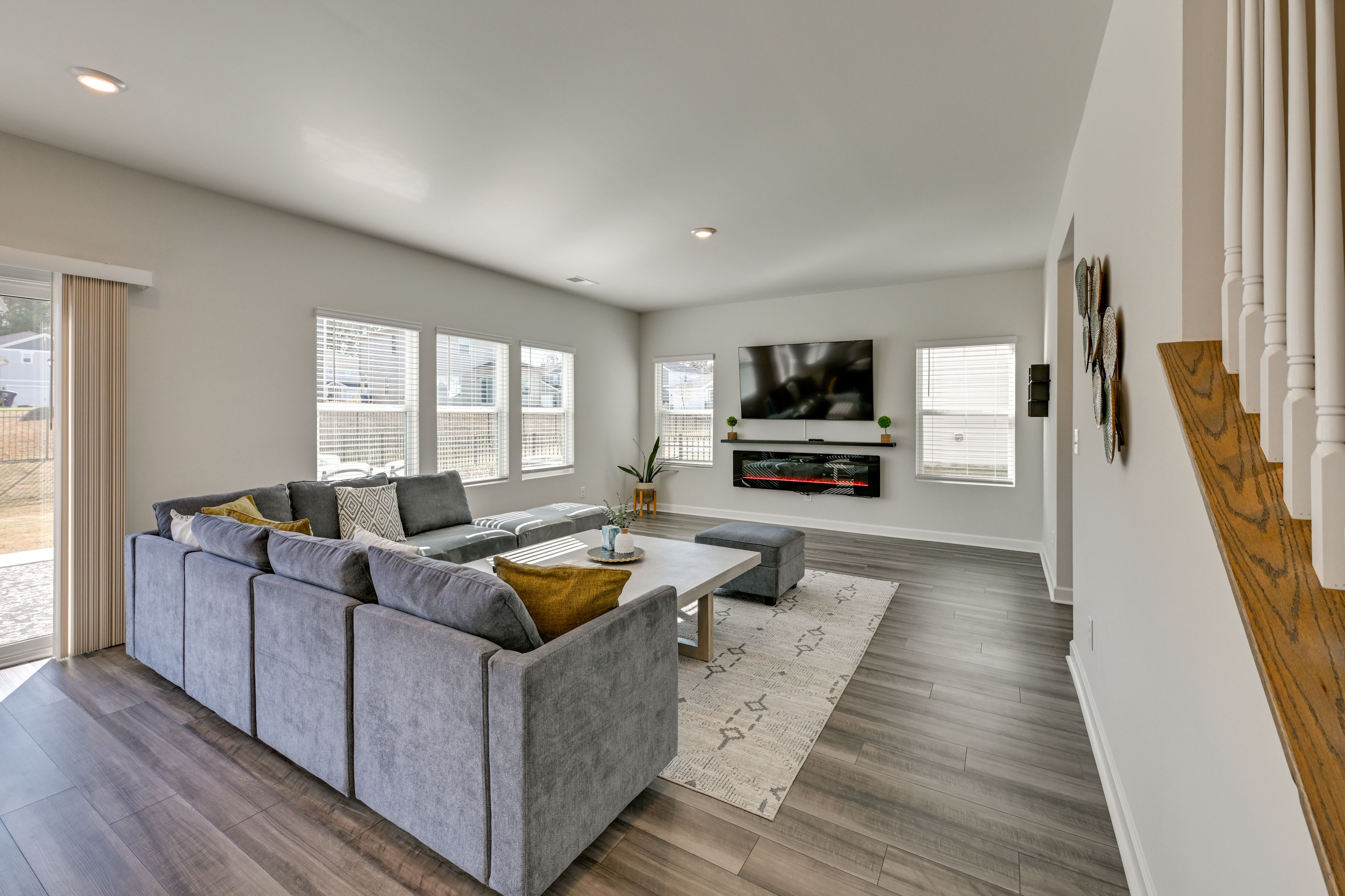 Mooresville Vacation Rental | 4BR | 2.5BA | 2,544 Sq Ft | Stairs Required