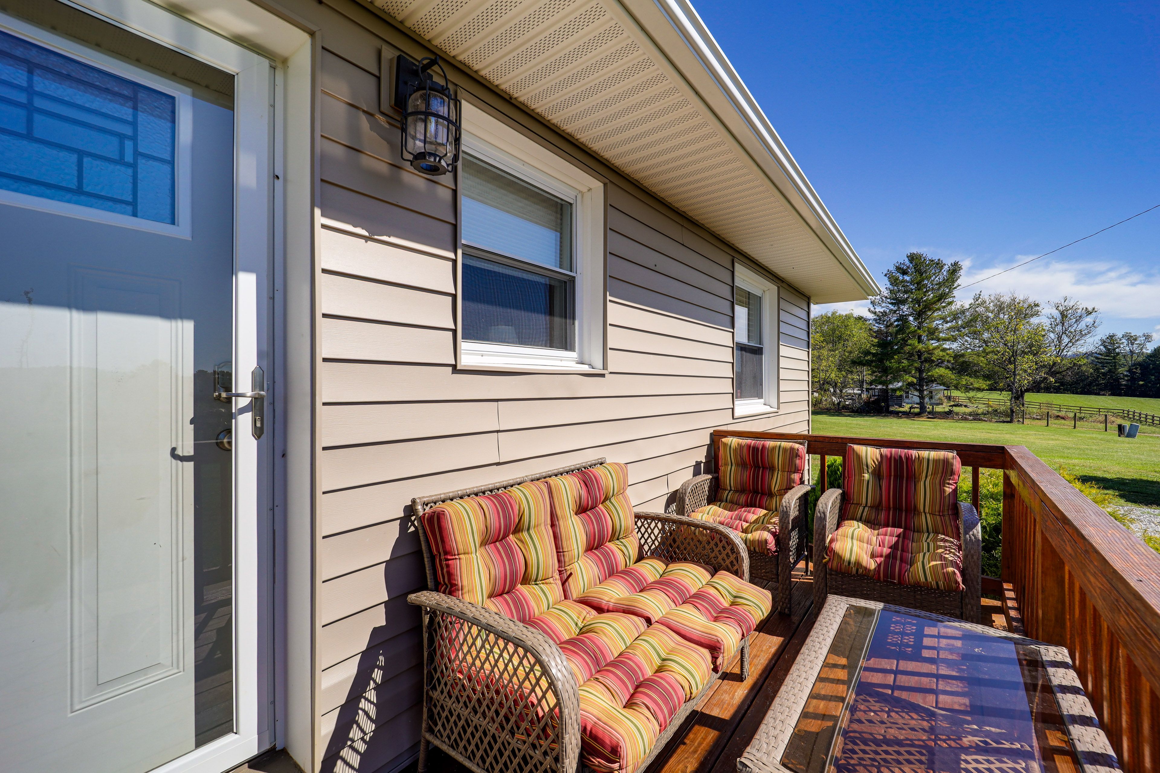 Furnished Front Porch
