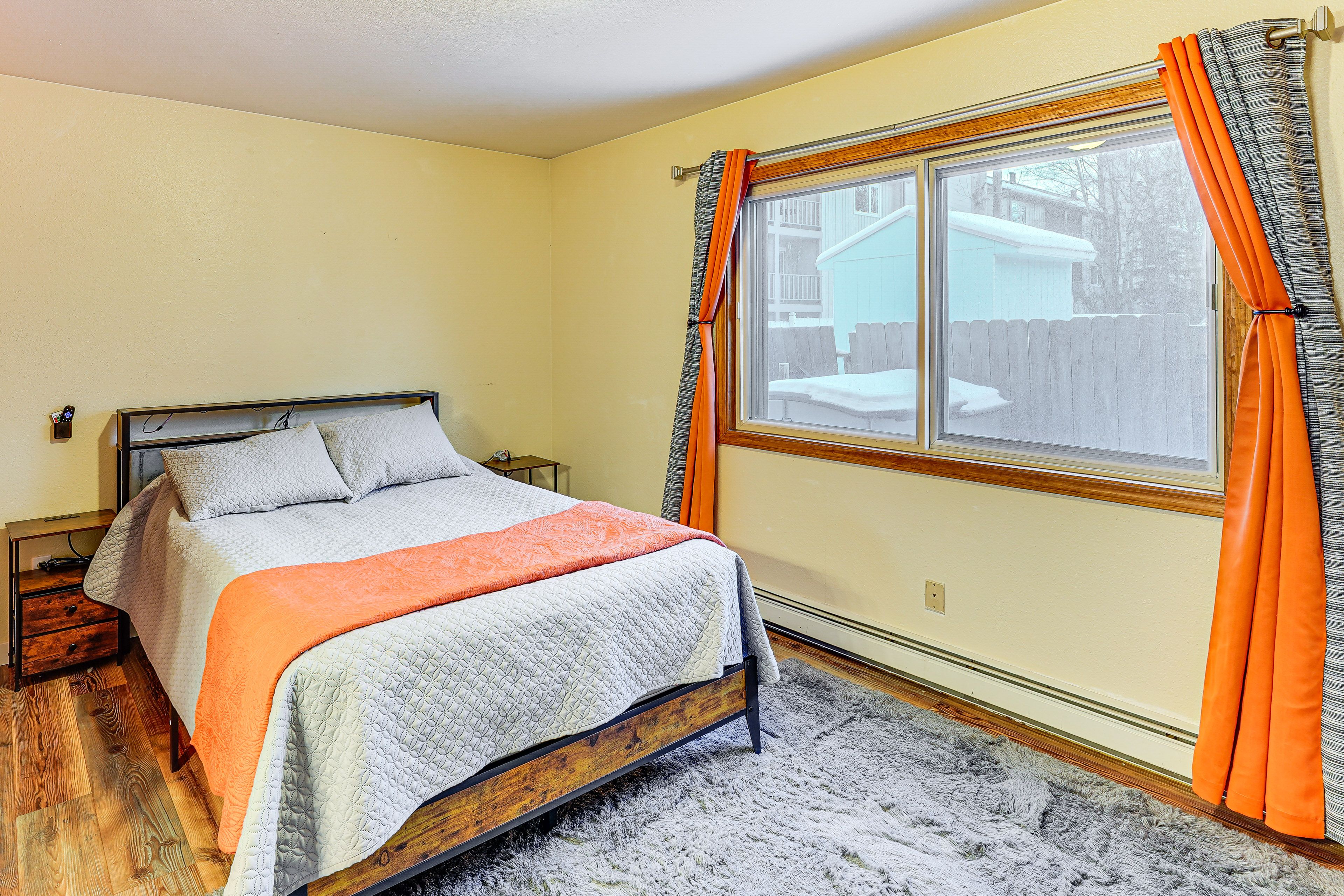 Bedroom 3 | Queen Bed | Main Level