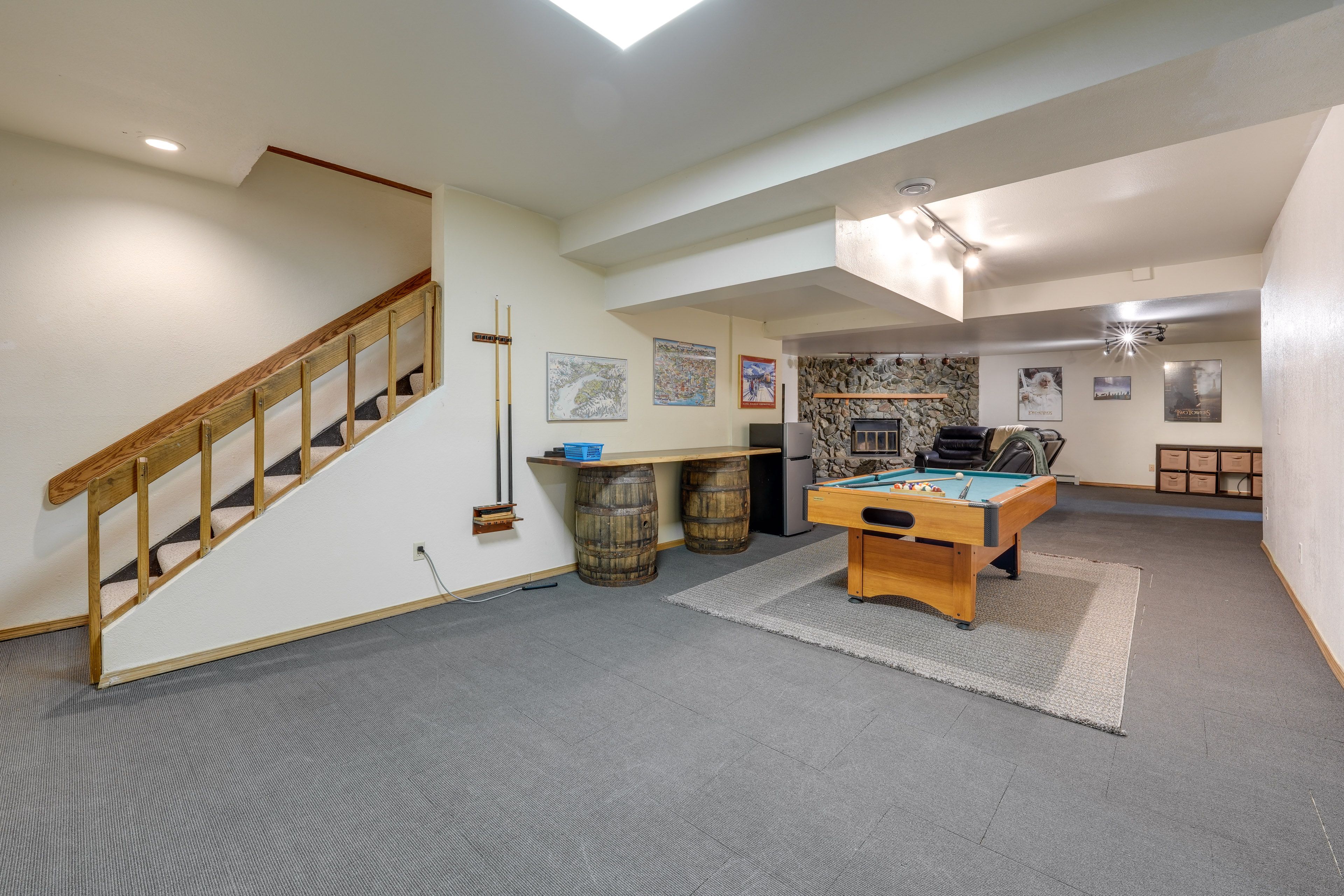 Den | Lower Level | Pool Table