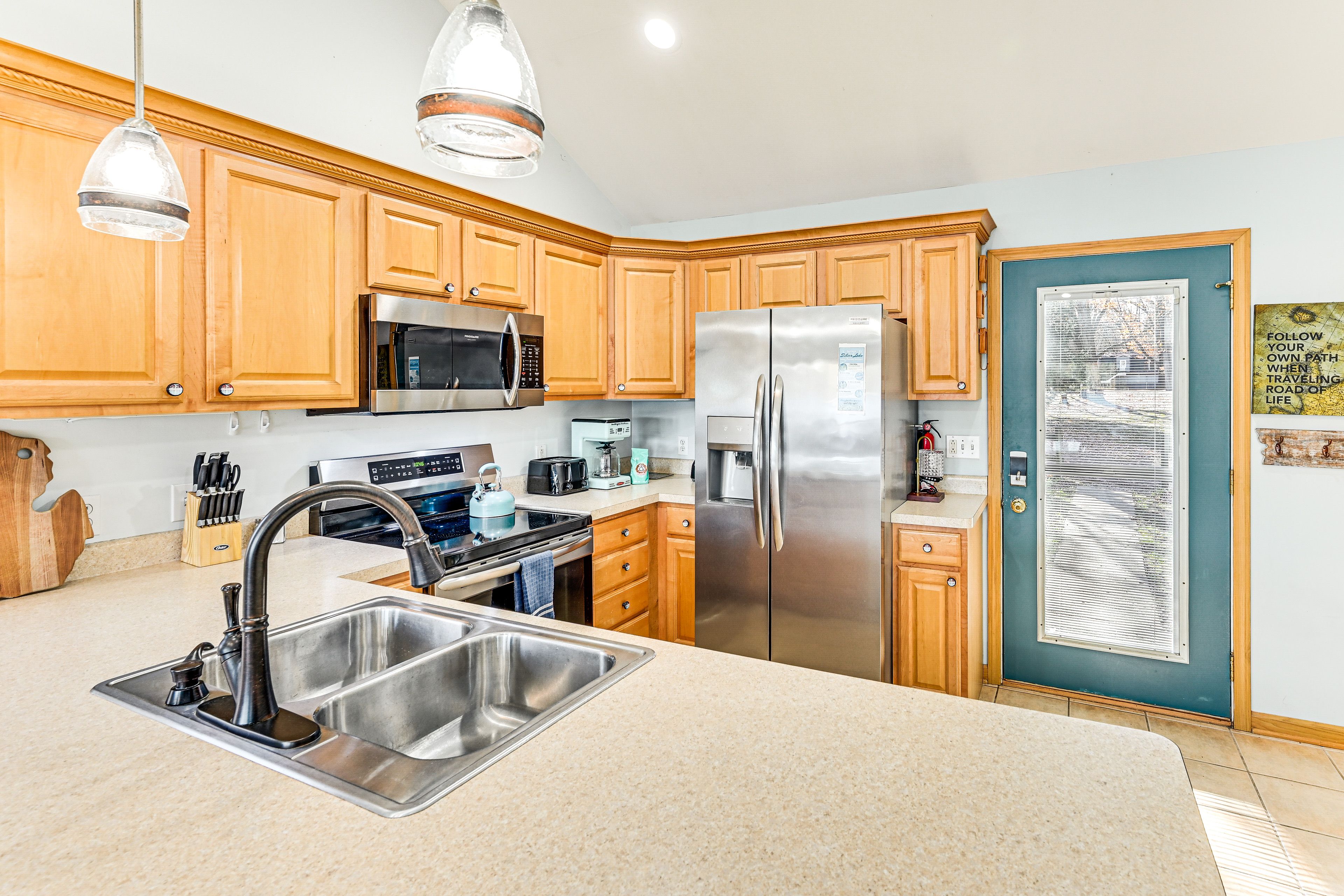 Kitchen | Dishwasher | Drip Coffee Maker