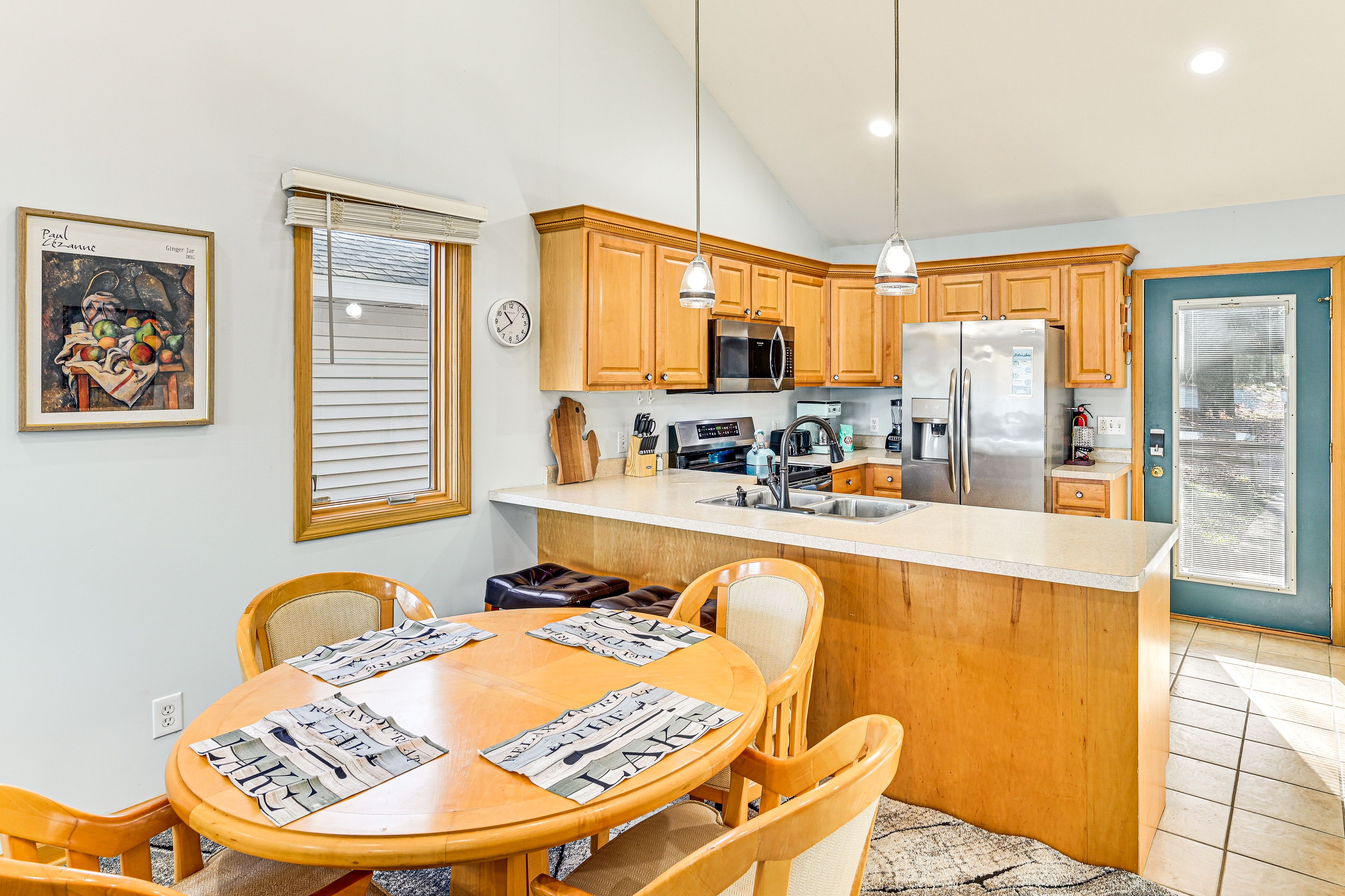 Kitchen & Dining Area | Dishware & Flatware