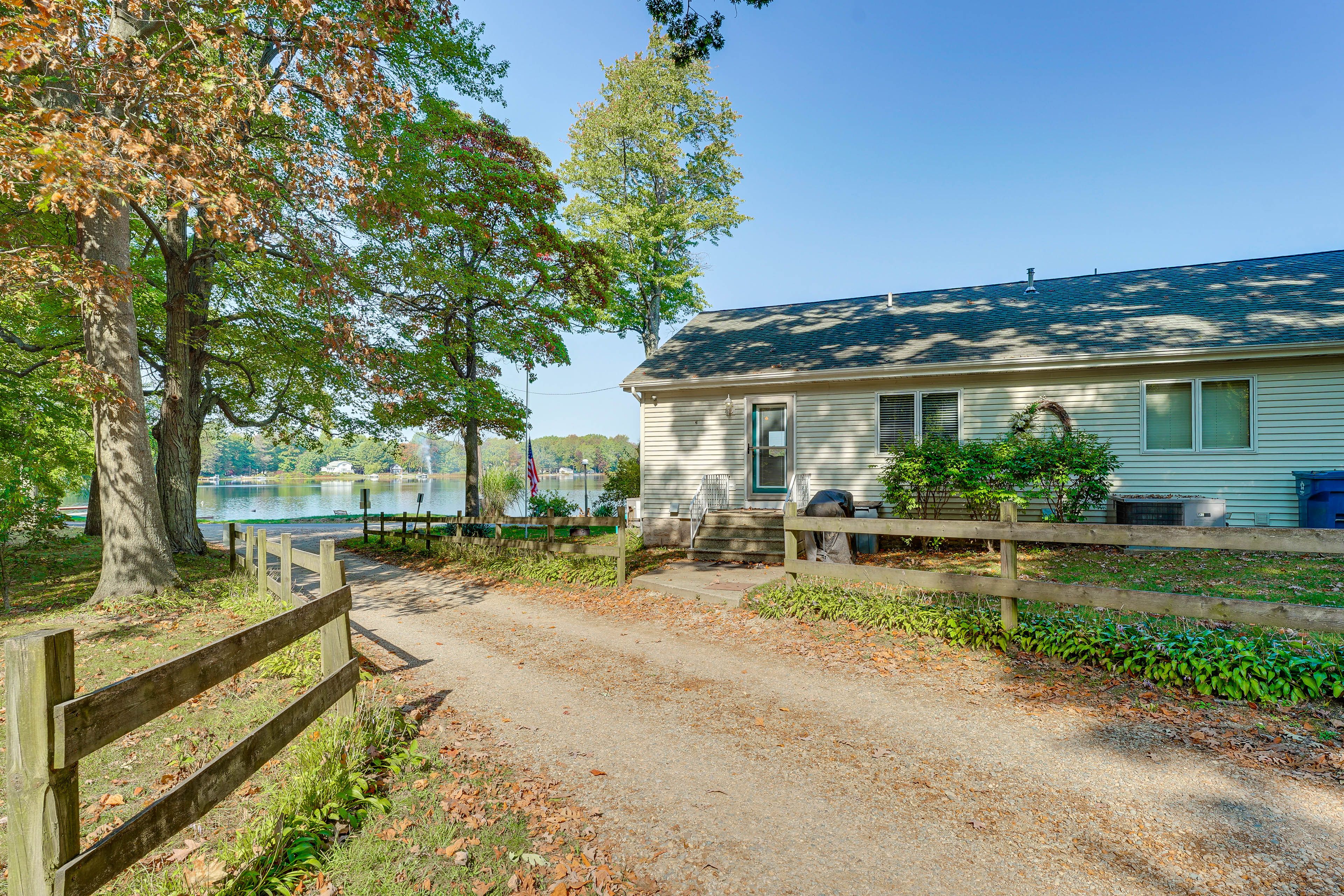 Parking | Gravel Spaces (2 Vehicles)
