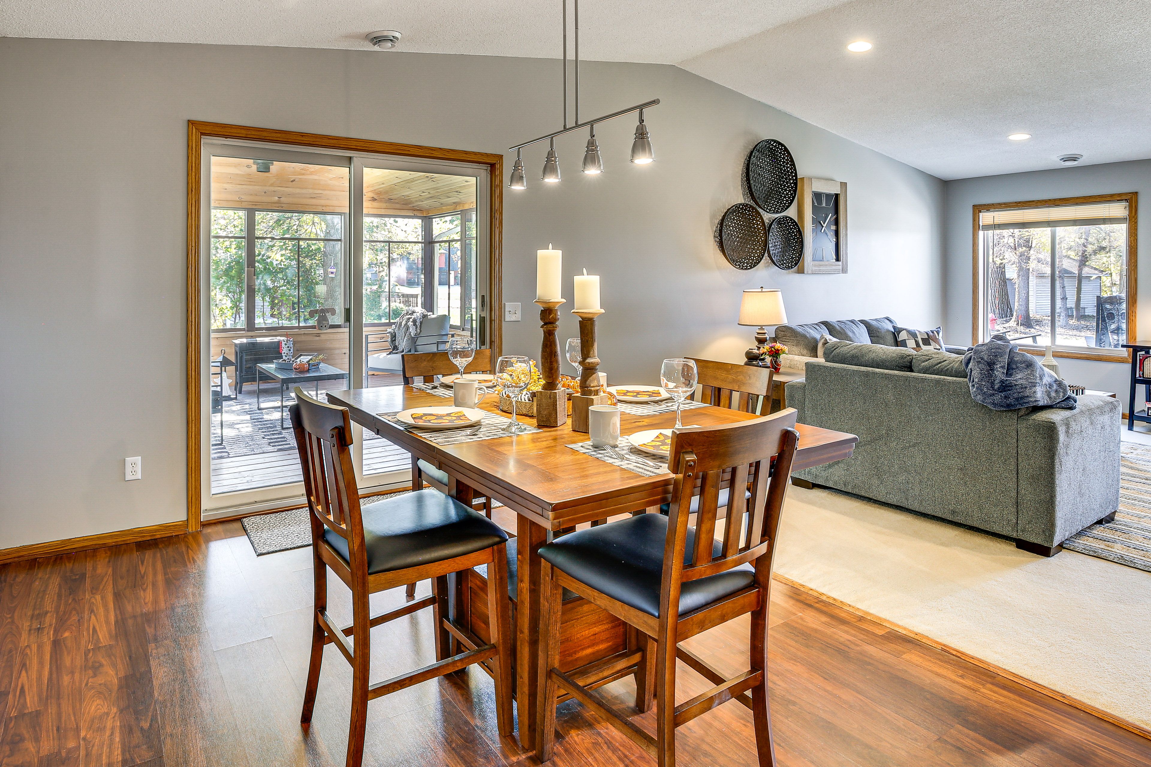 Dining Space | Dishware/Flatware