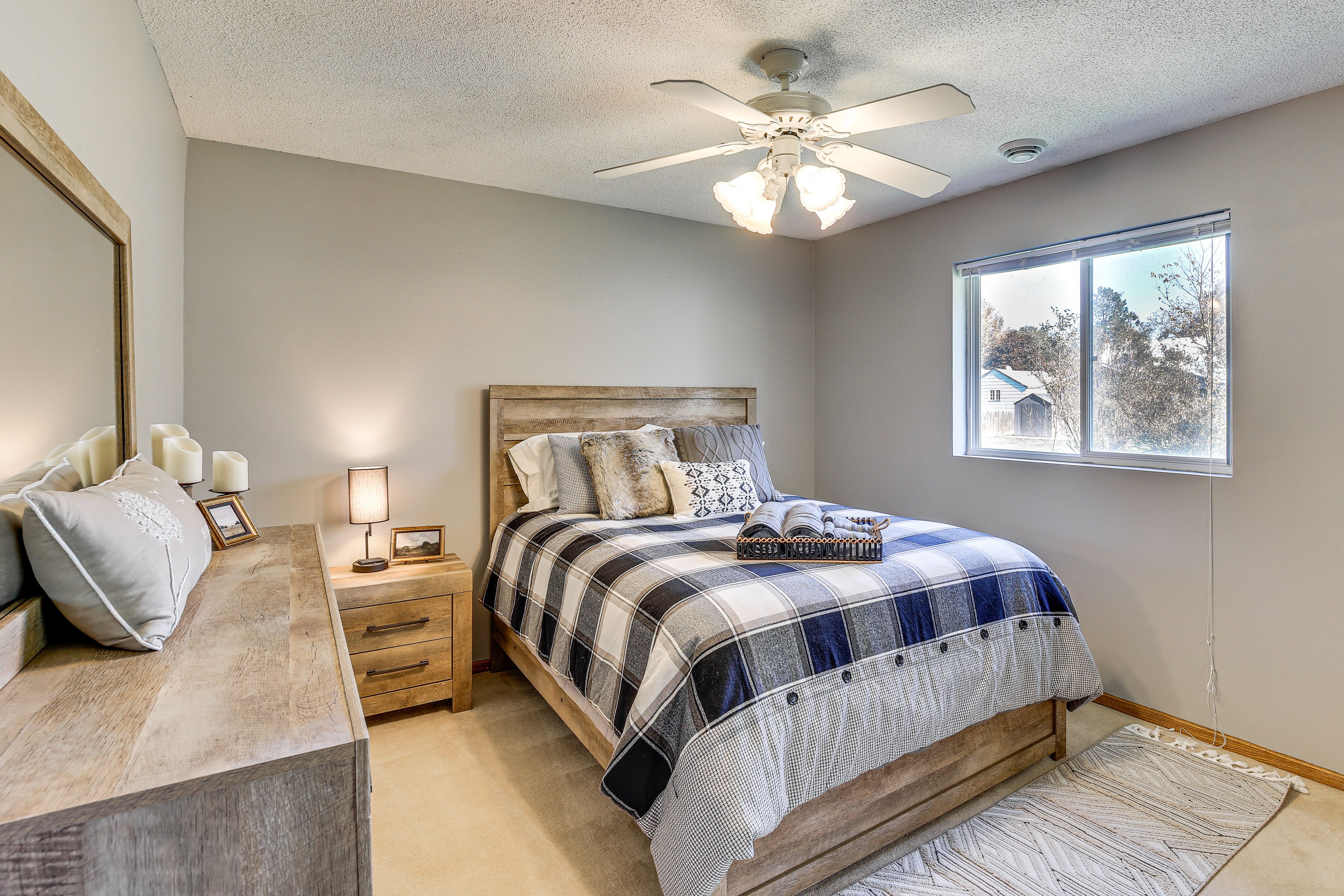 Bedroom 1 | Queen Bed | Linens Provided