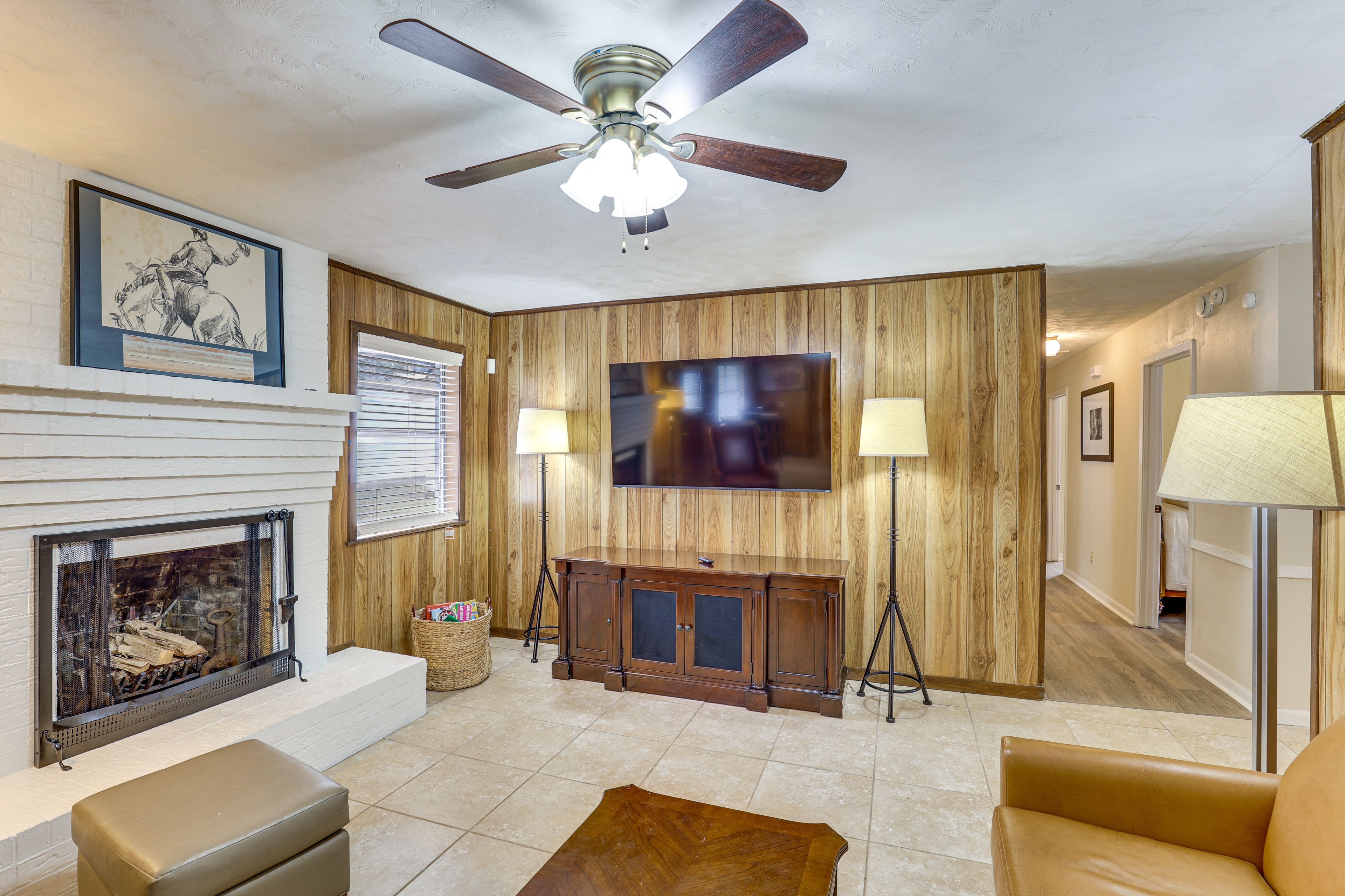 Living Room | Queen Sleeper Sofa