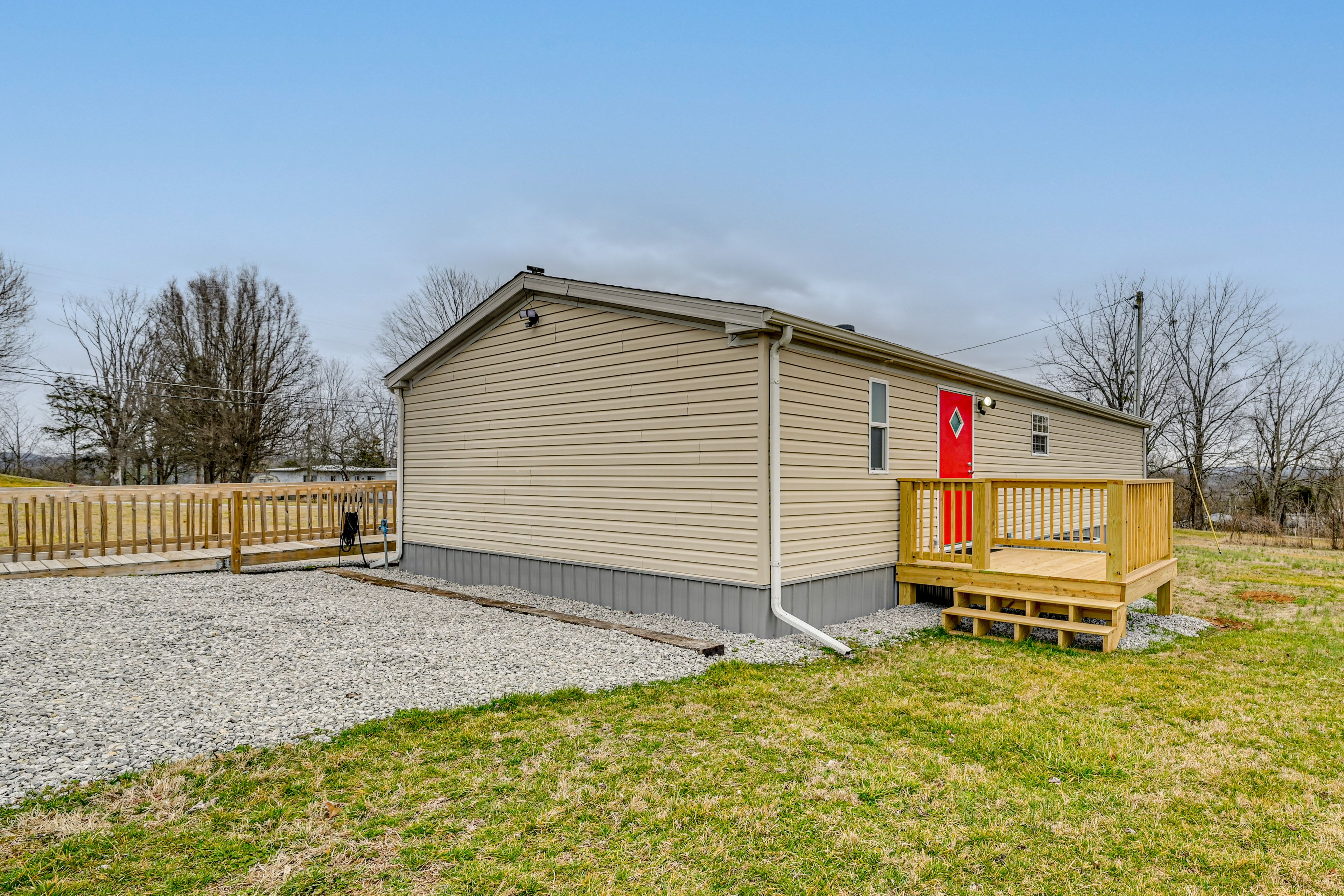 Parking | Driveway (4 Vehicles) | RV/Boat Parking Available