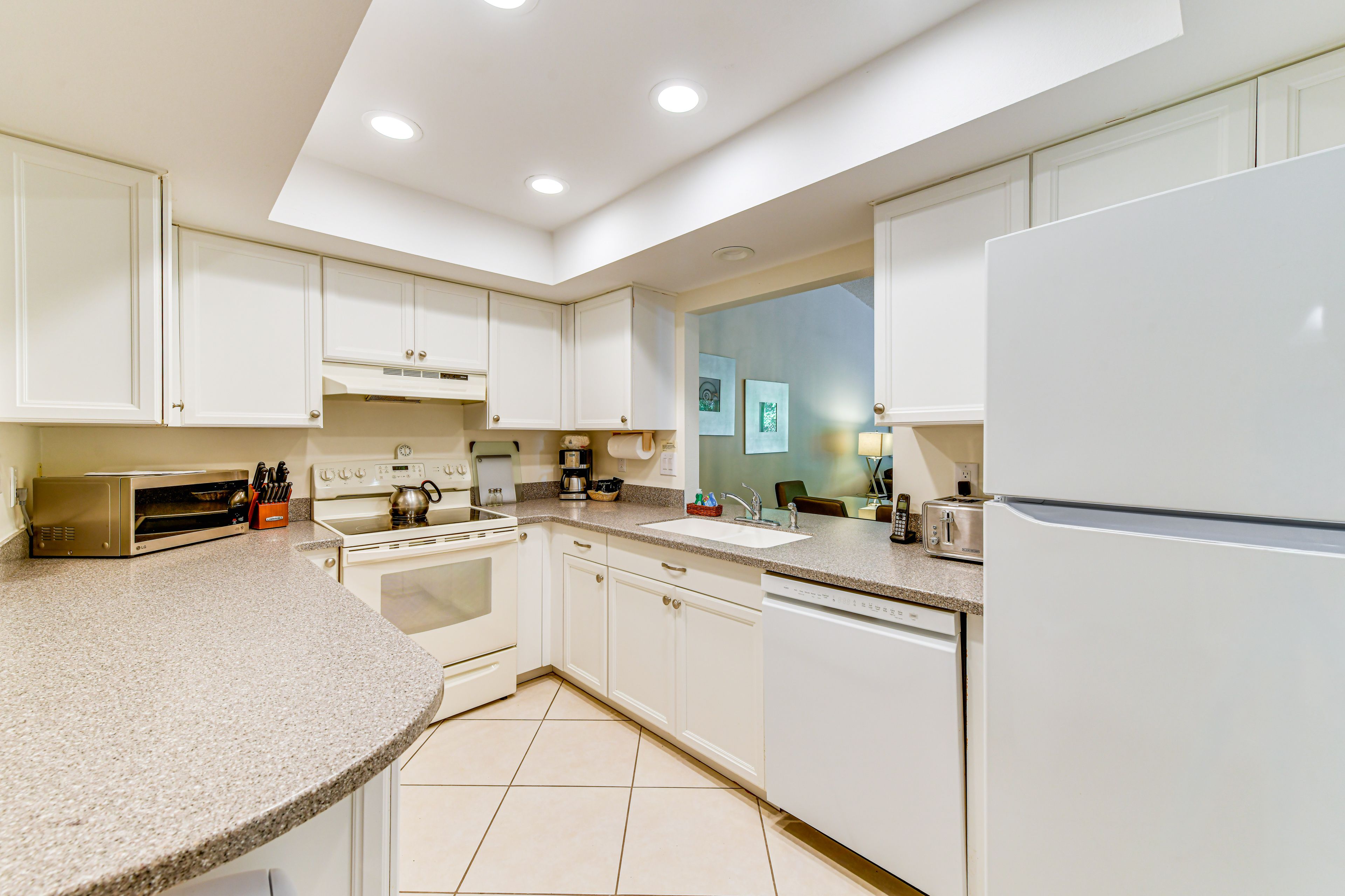 Kitchen | Drip Coffee Maker | Toaster | Blender | Cooking Basics