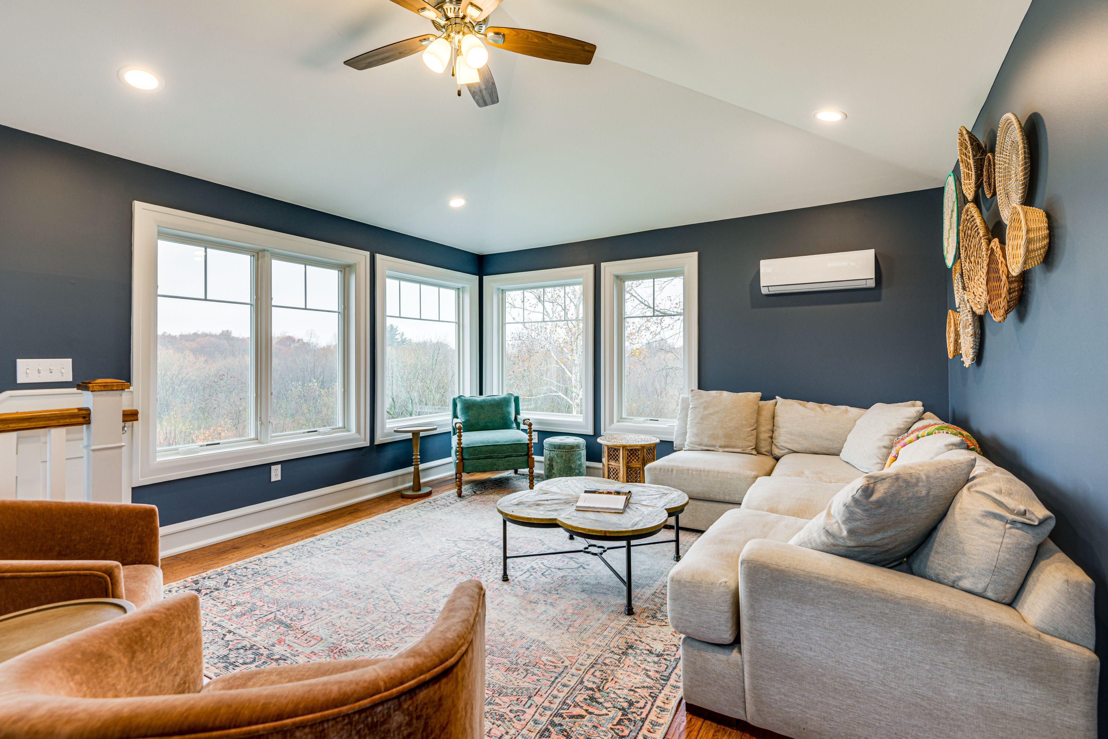 Sitting Room | 3rd Floor