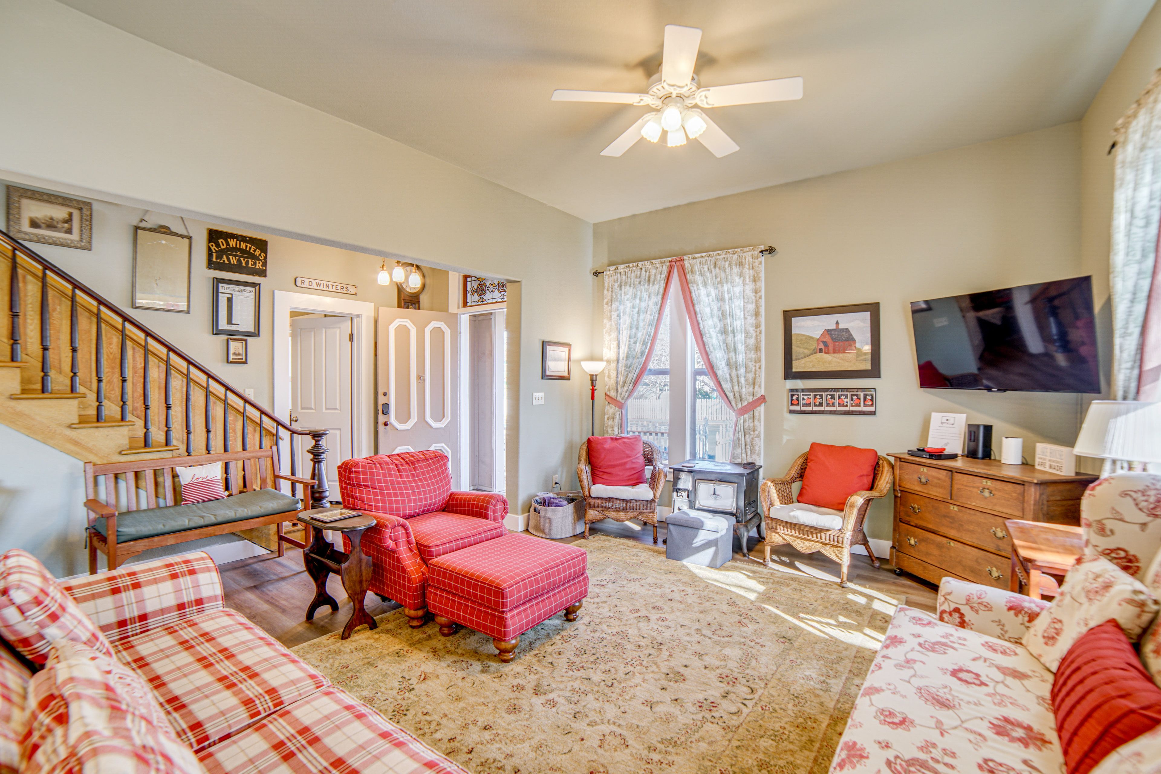 Living Room | 1st Floor