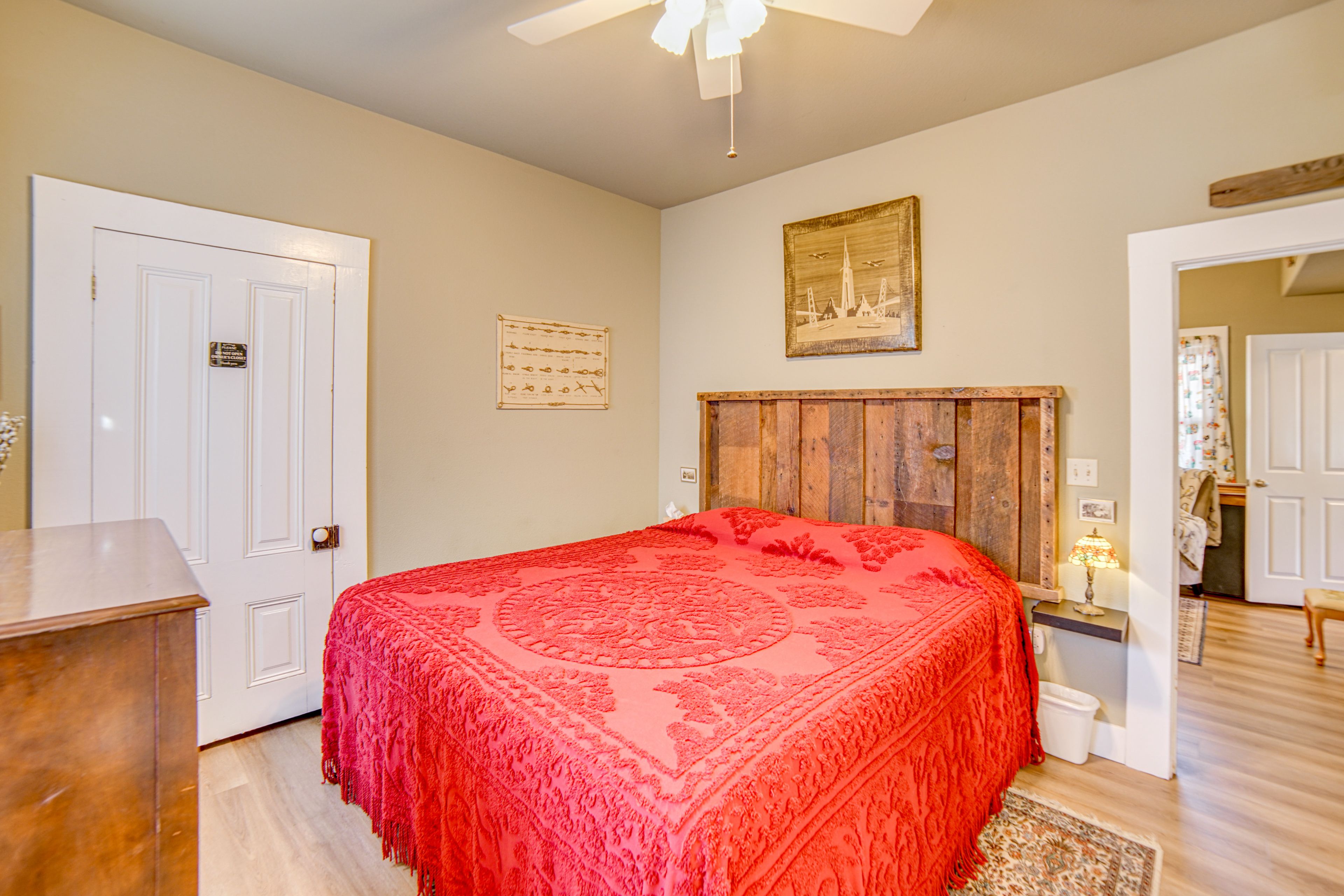 Bedroom 1 | Memory Lane | King Bed | 1st Floor | Blackout Curtains