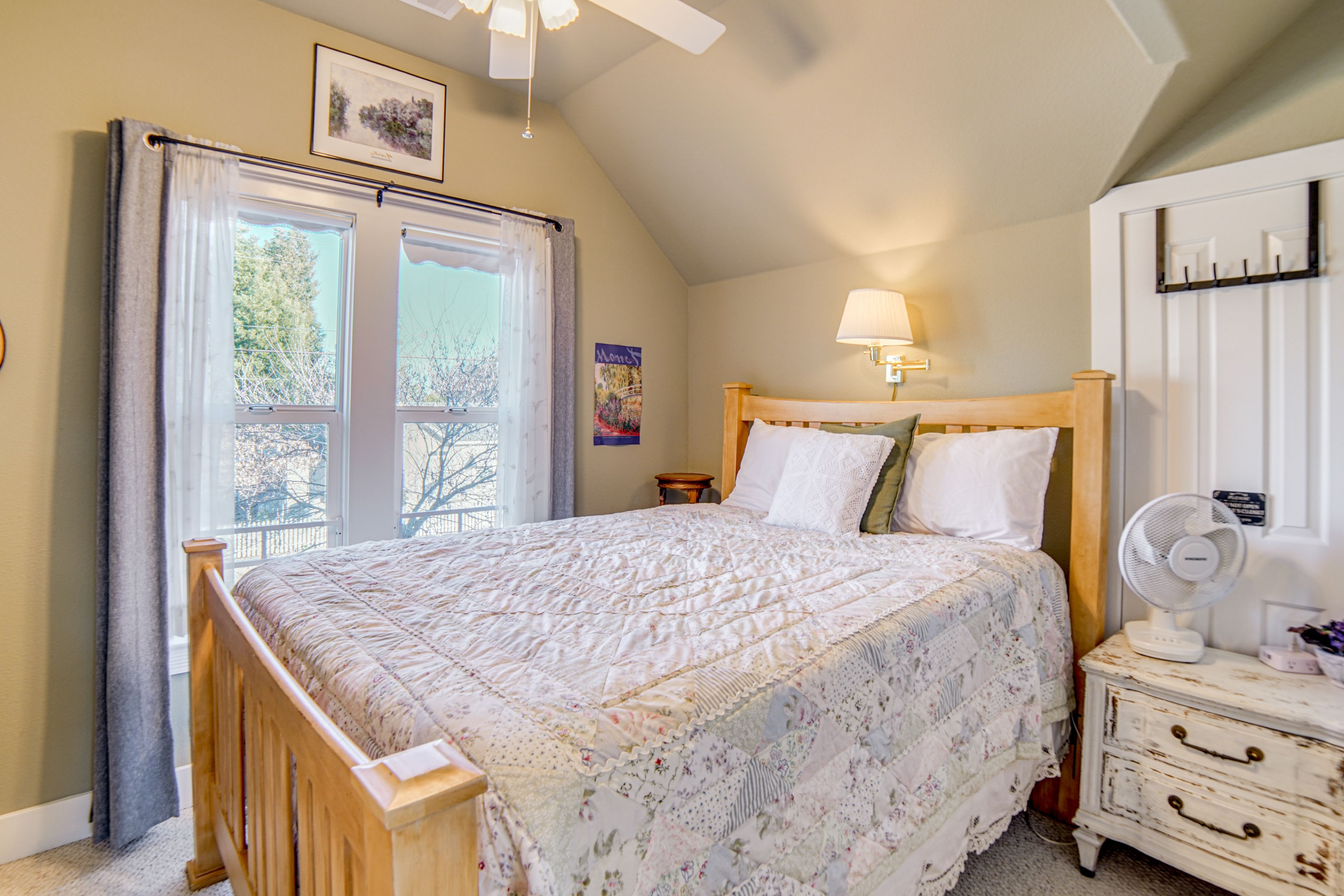 Bedroom 5 | Monet’s Garden | Queen Bed | 2nd Floor | Blackout Curtains