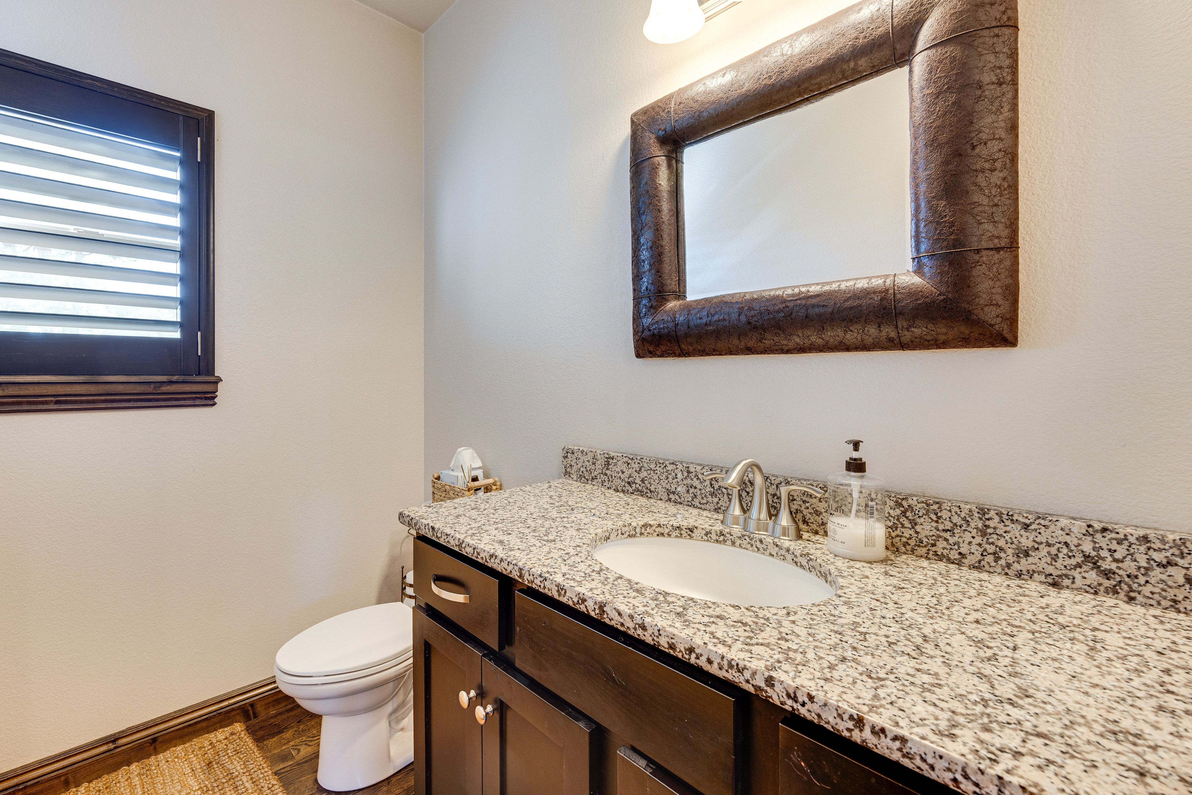 Bathroom | 1st Floor