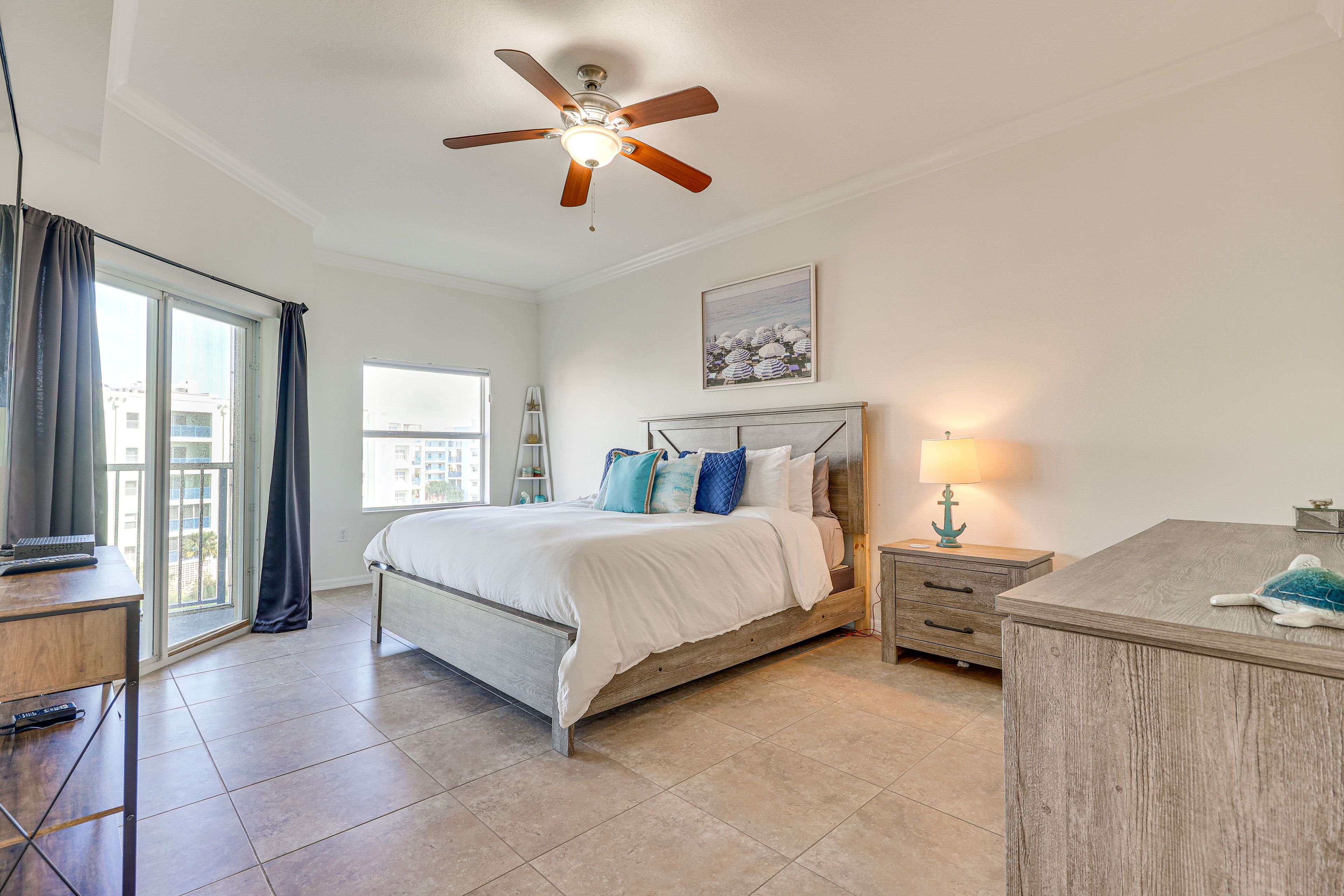 Bedroom 1 | King Bed | Walk-In Closet | En-Suite Bathroom