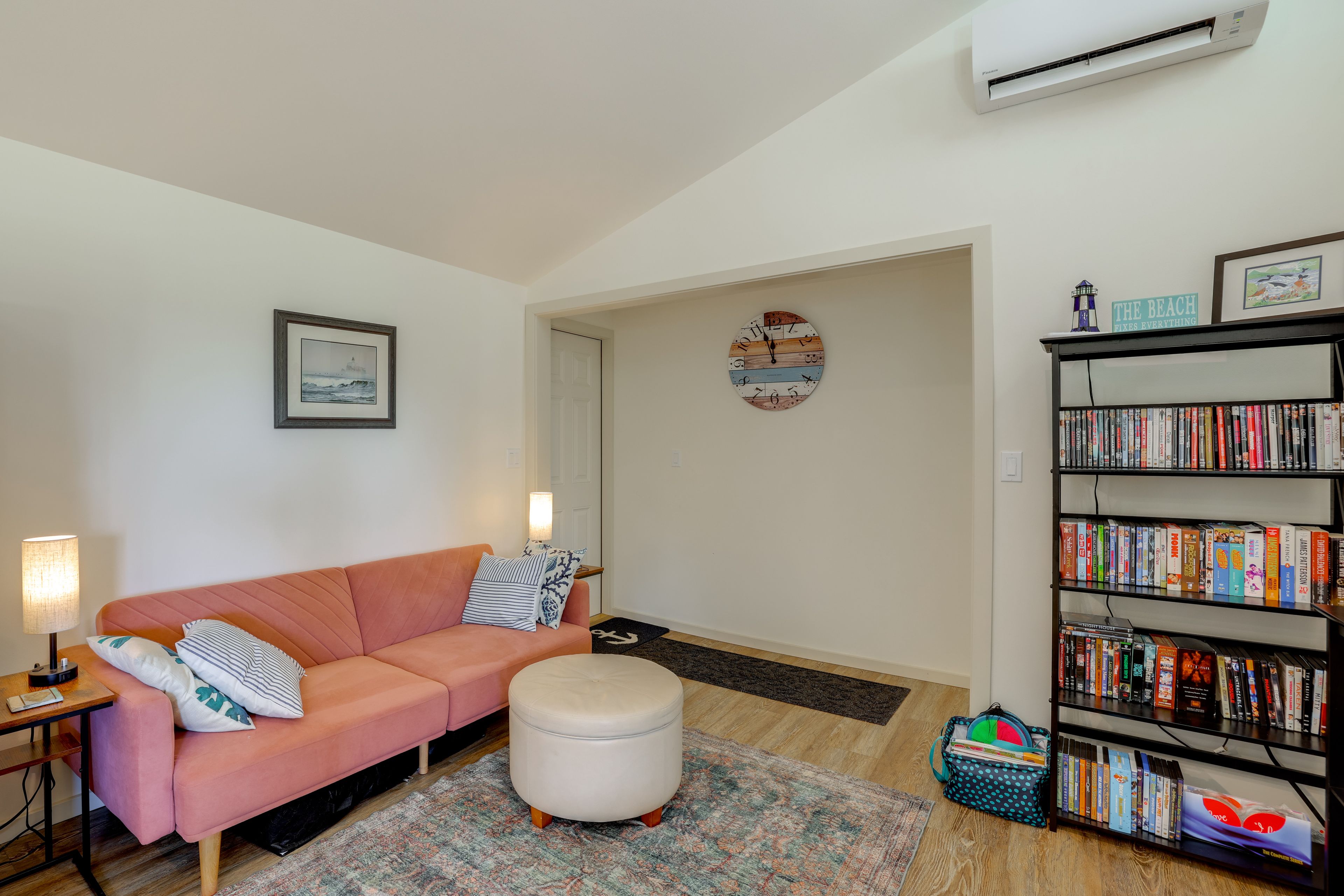 Living Room | Free WiFi | Central A/C | Books | Board Games | Twin Futon