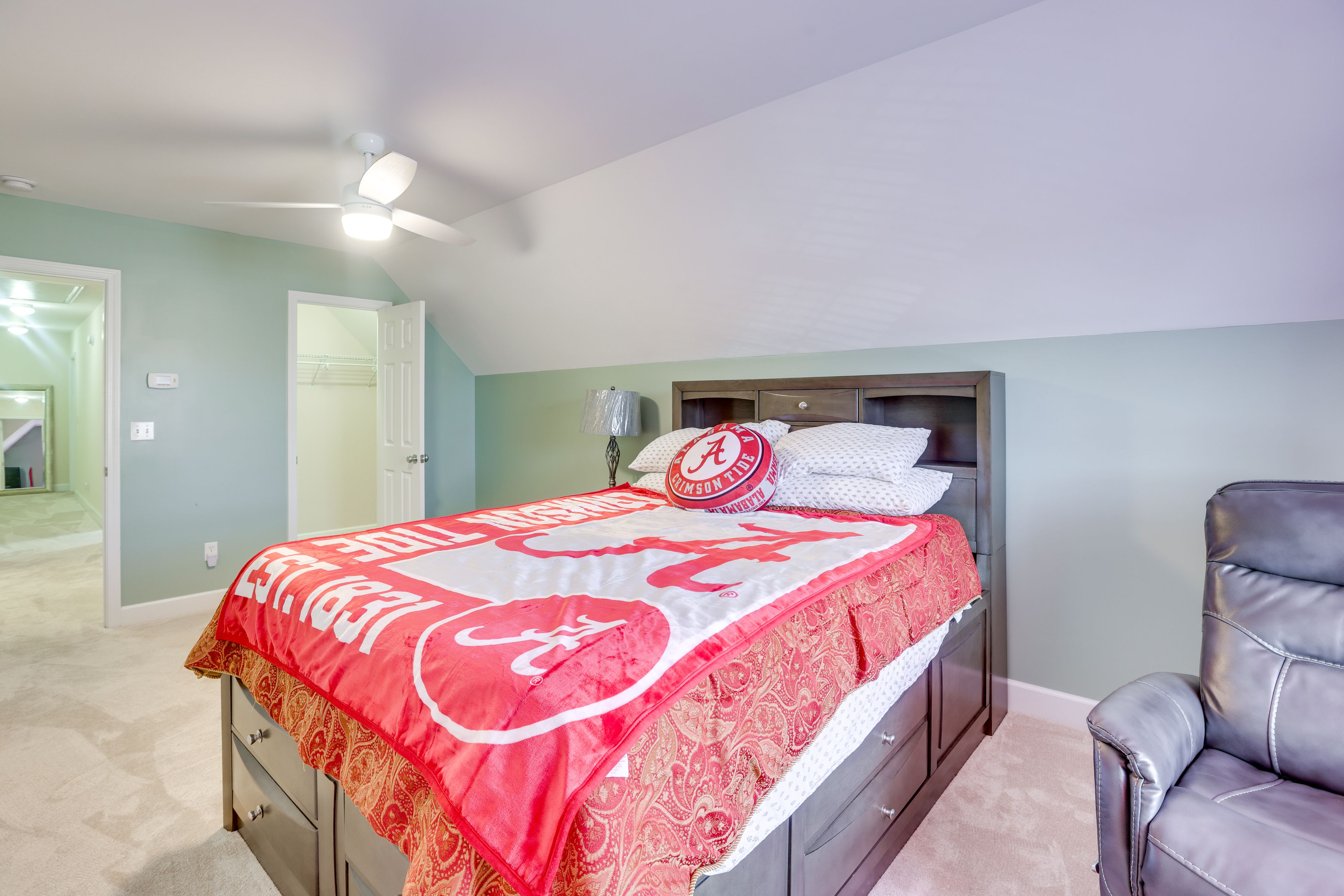 Bedroom 2 | Queen Bed | 2nd Floor