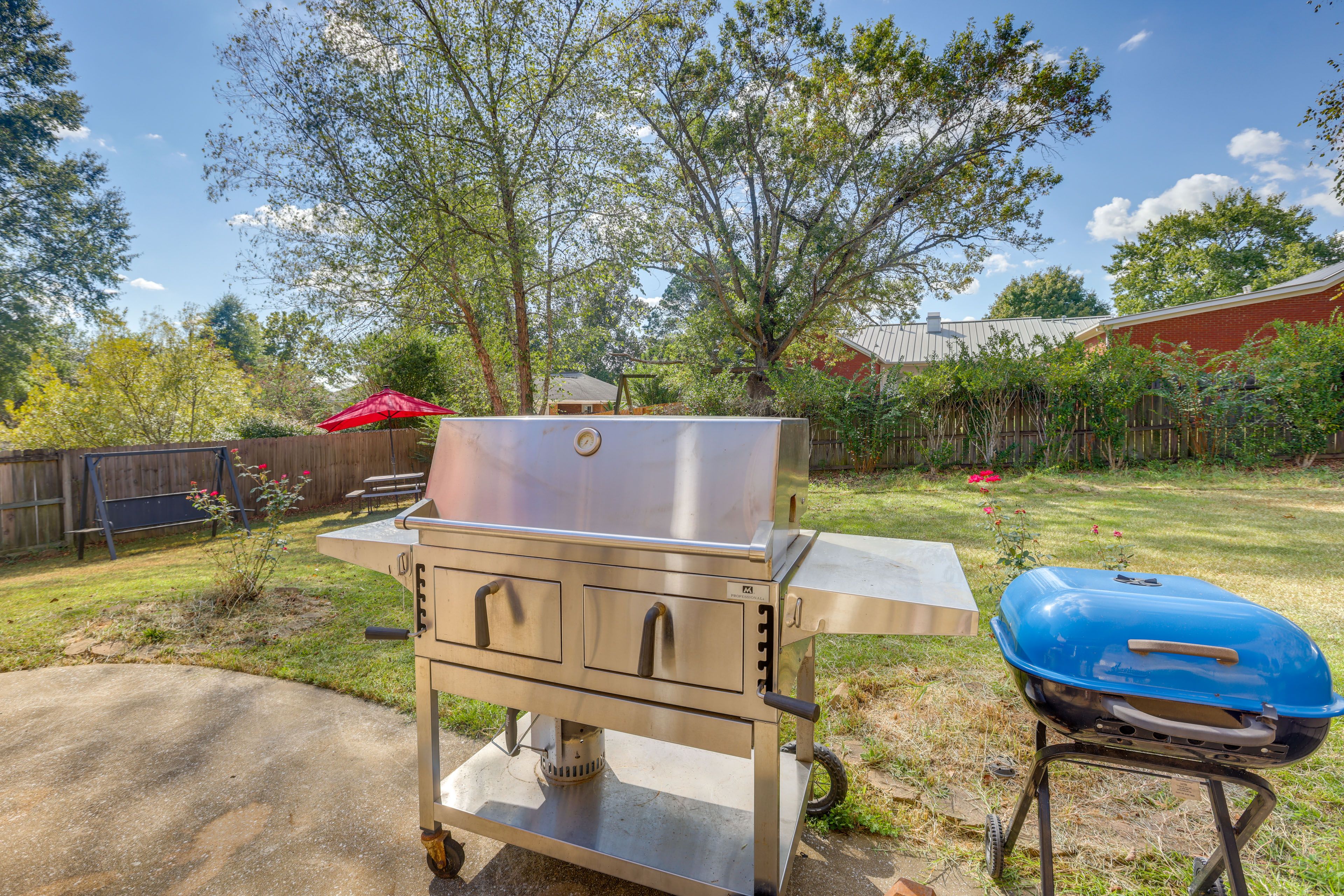 Patio | Gas & Charcoal Grills