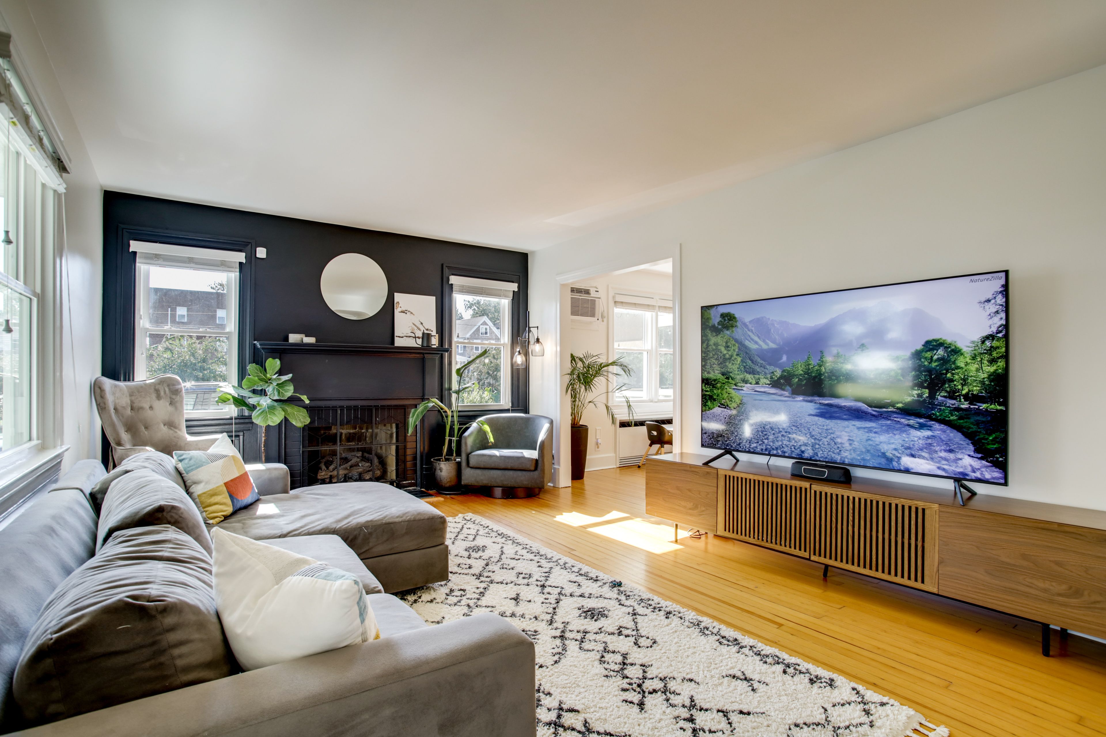 Living Room | 1st Floor | Free WiFi | Smart TV