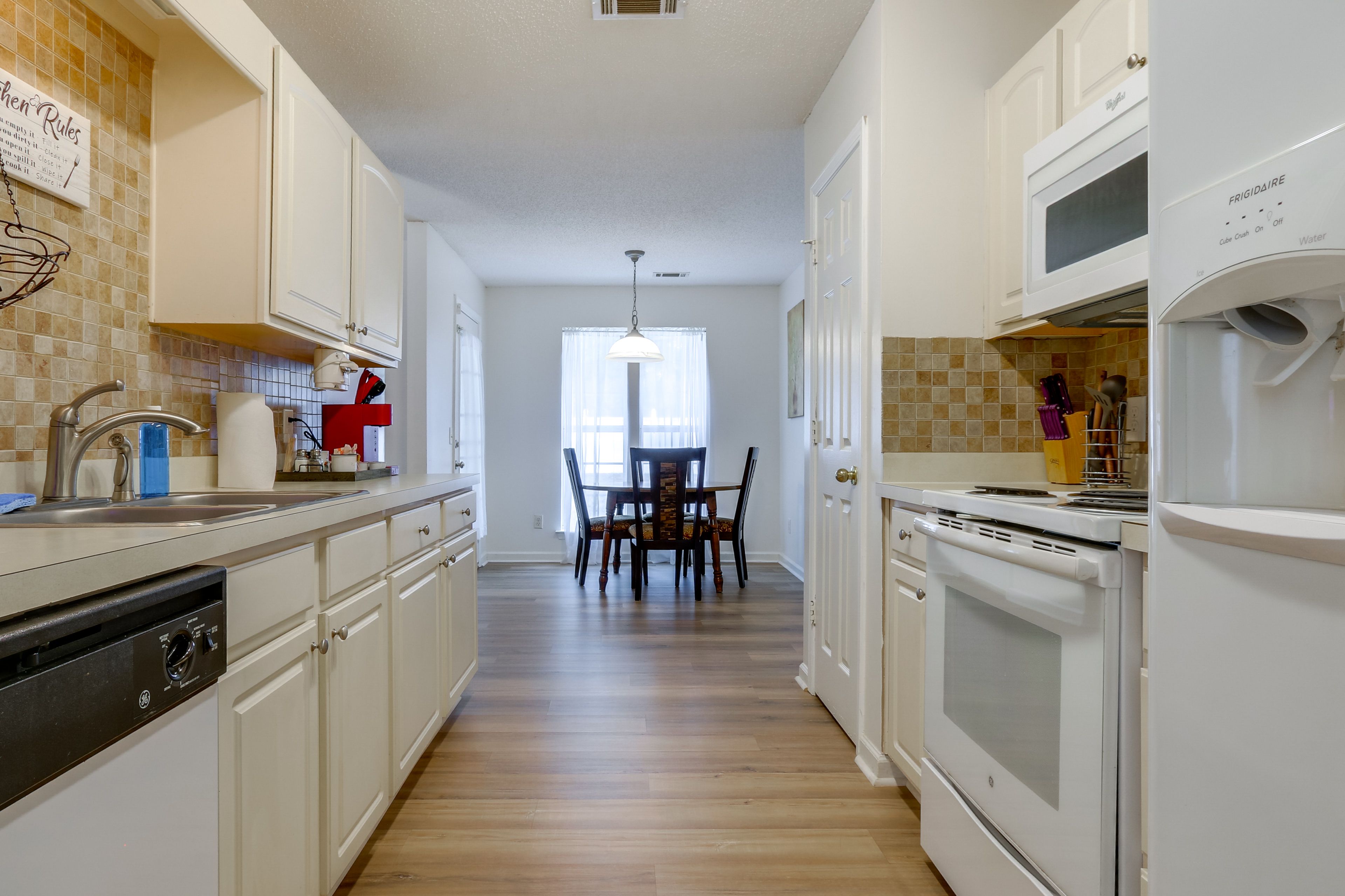 Kitchen | Dishwasher | Keurig