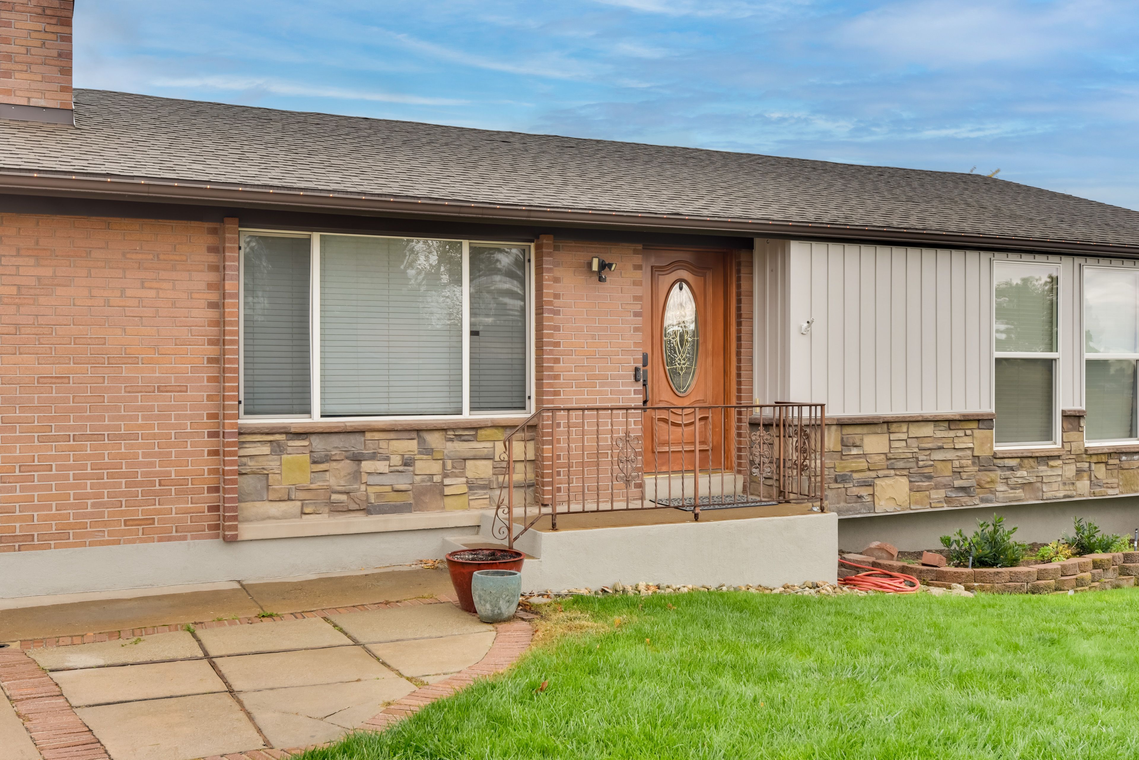 House Exterior | Keyless Entry