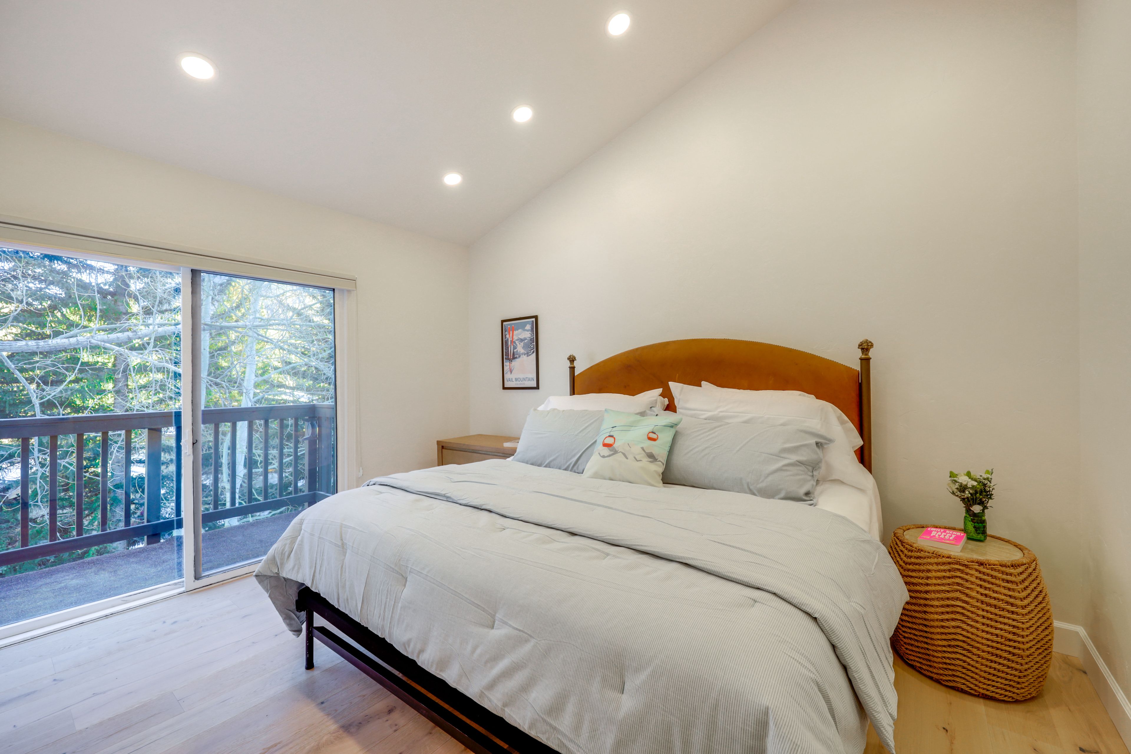 Bedroom 1 | 2nd Floor | King Bed | Balcony Access