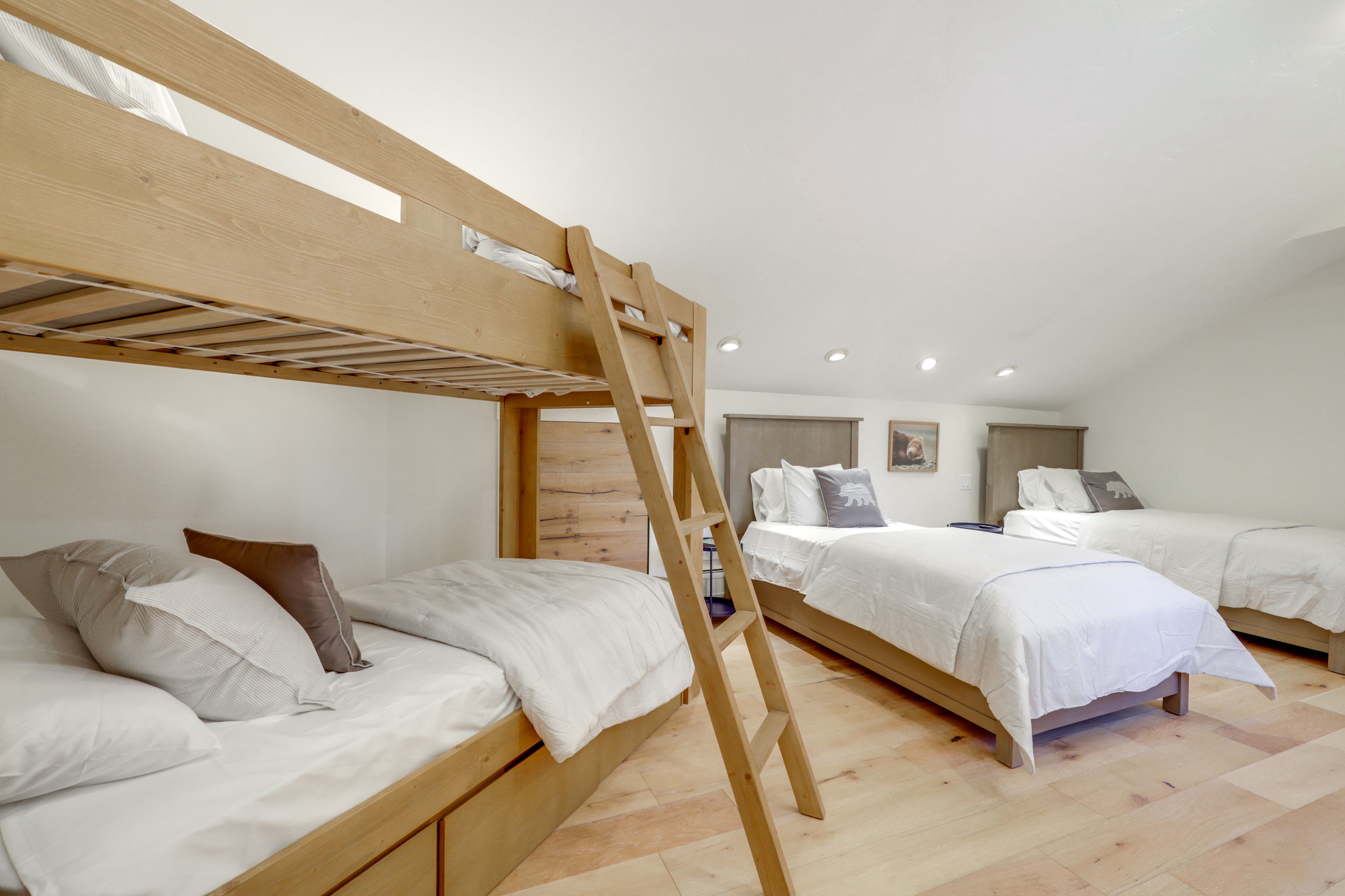 Bedroom 3 | 2nd Floor | 2 Twin Beds | Twin Bunk Bed