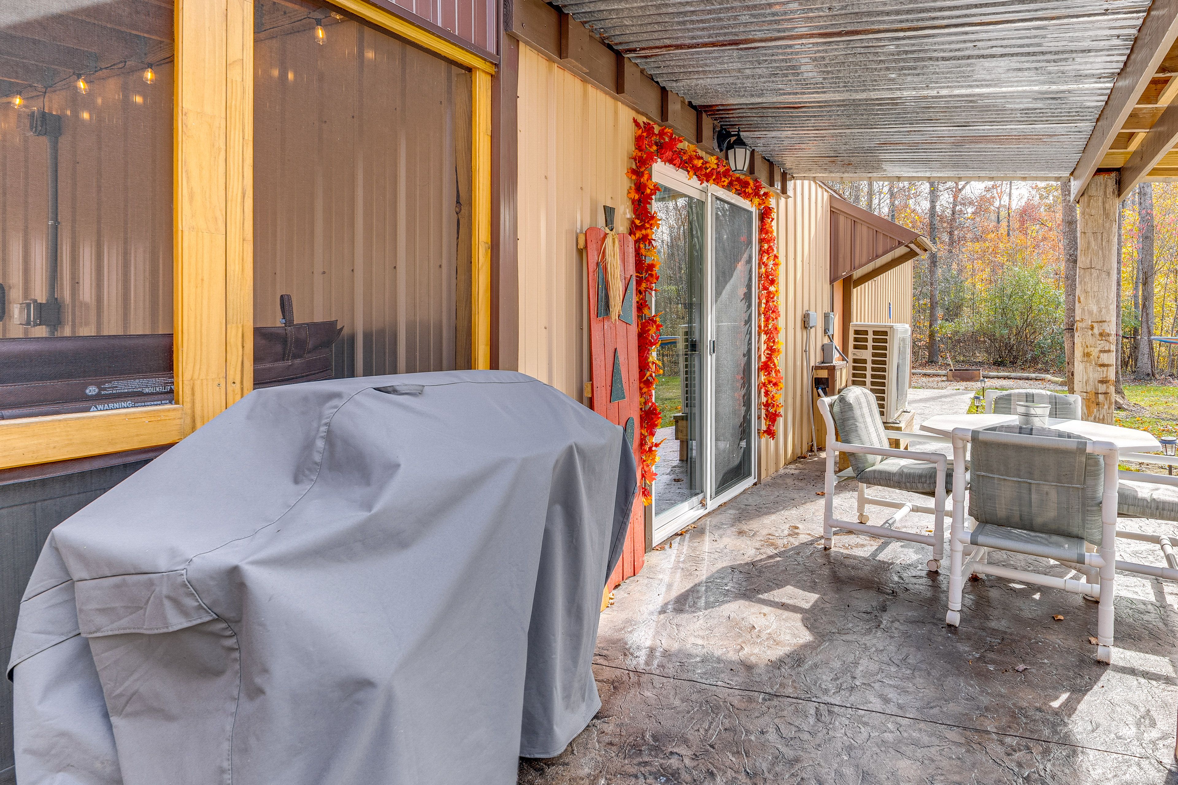 Patio | Gas Grill | Dining Area