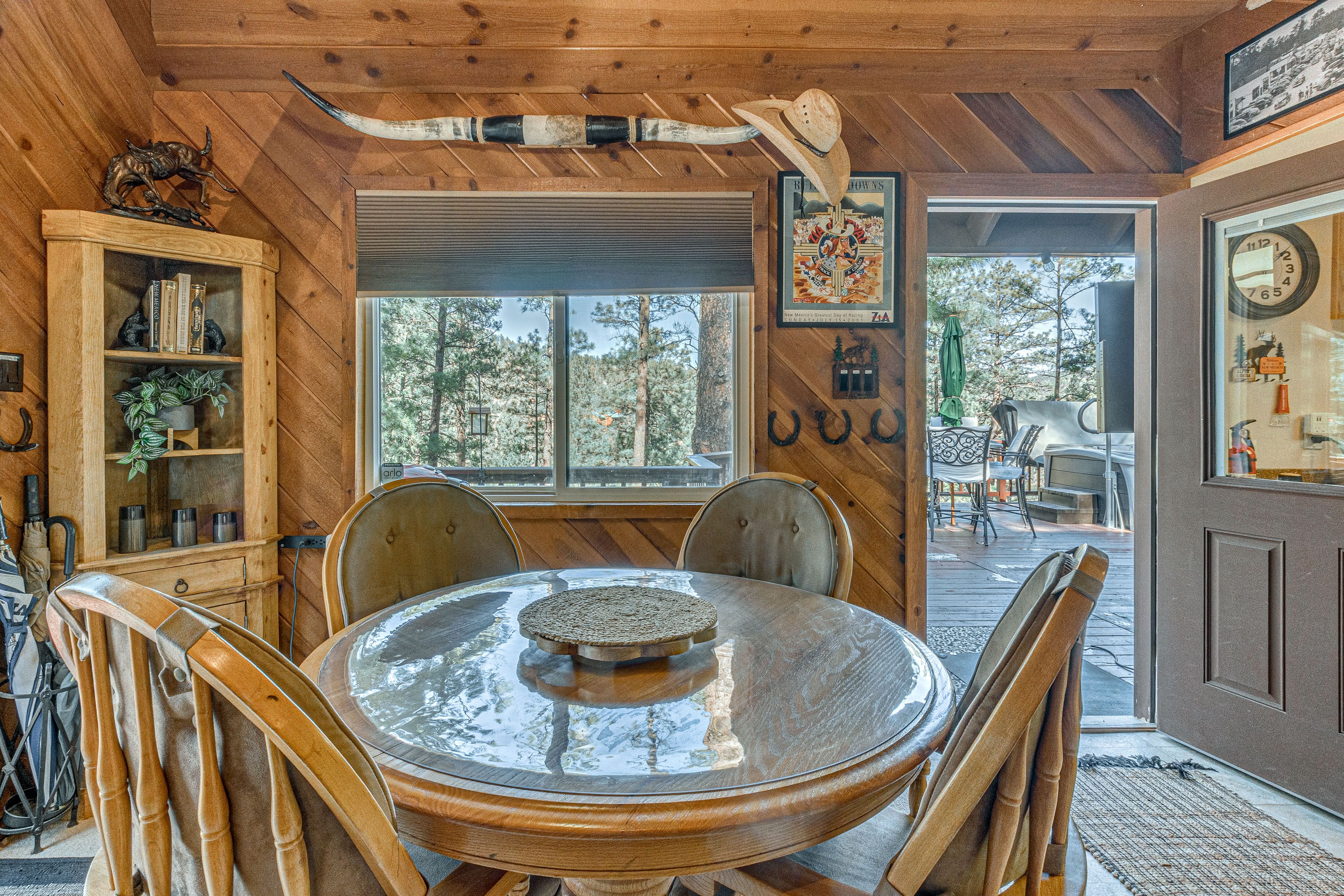 Dining Area | Dining Table | Dishware/Flatware | 1st Floor