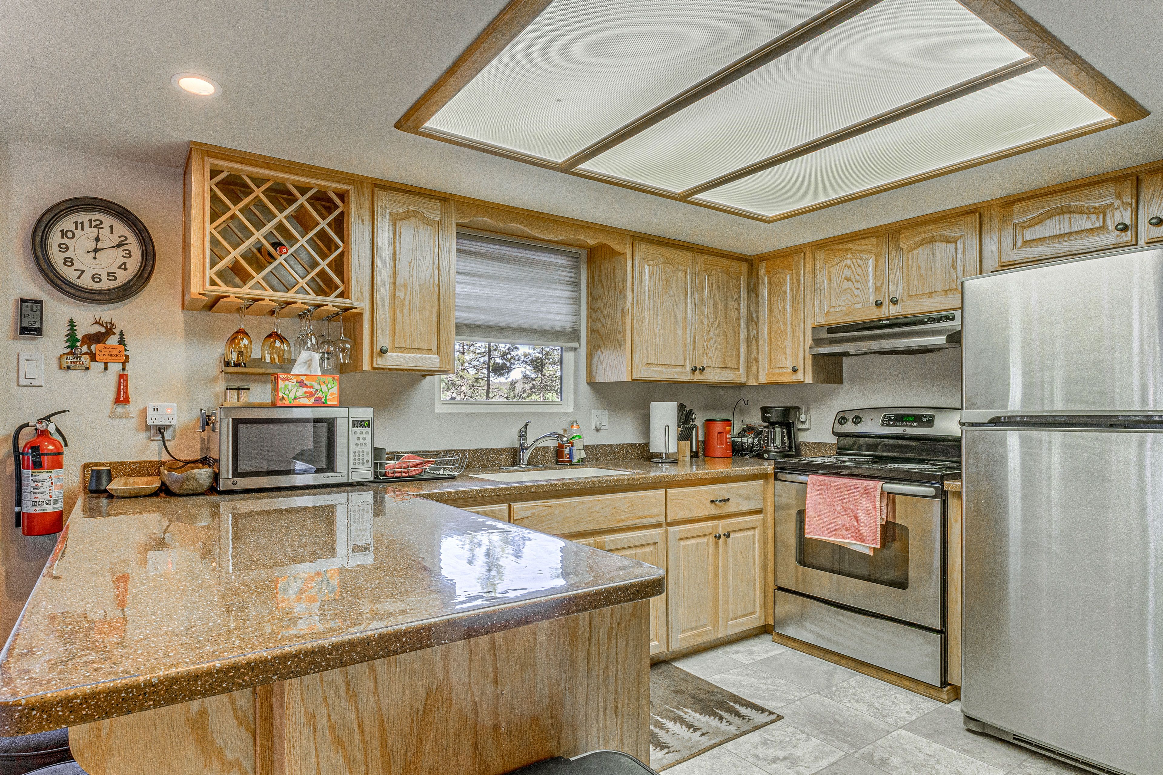 Kitchen | Cooking Basics | Stove/Oven | 1st Floor