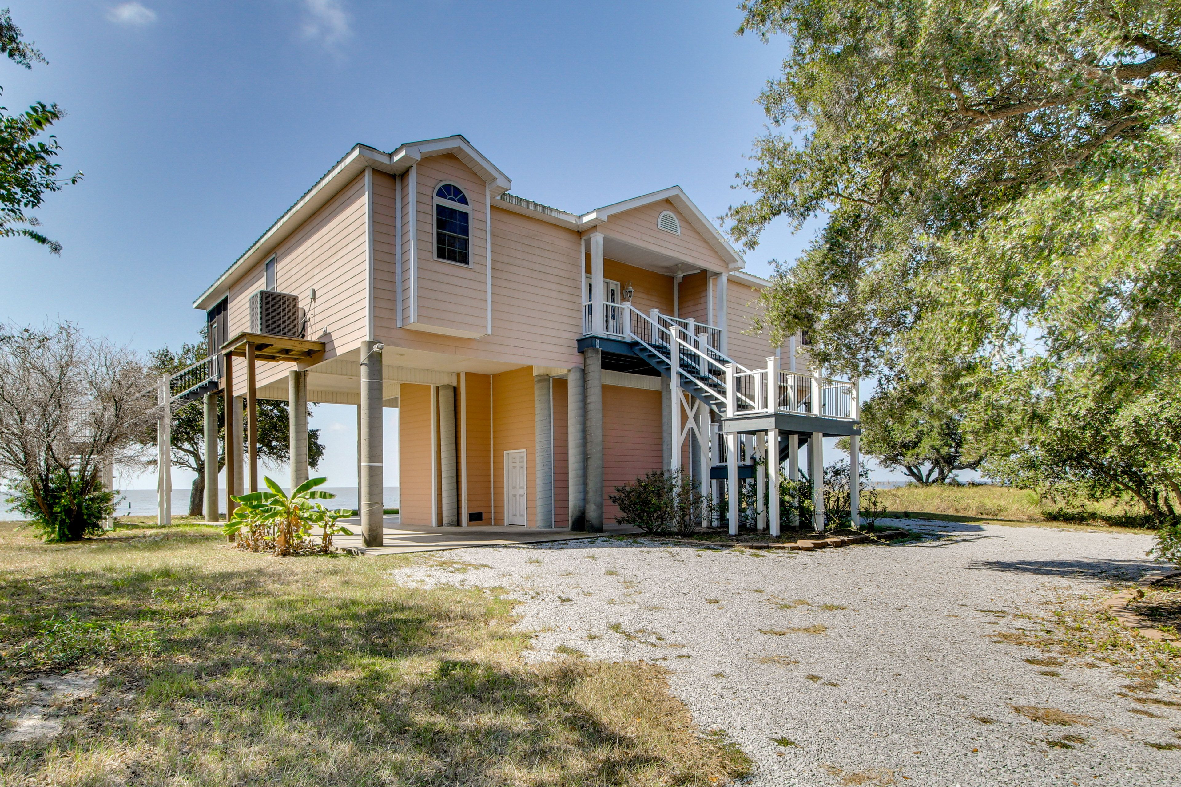 Property Exterior | Single-Level Home