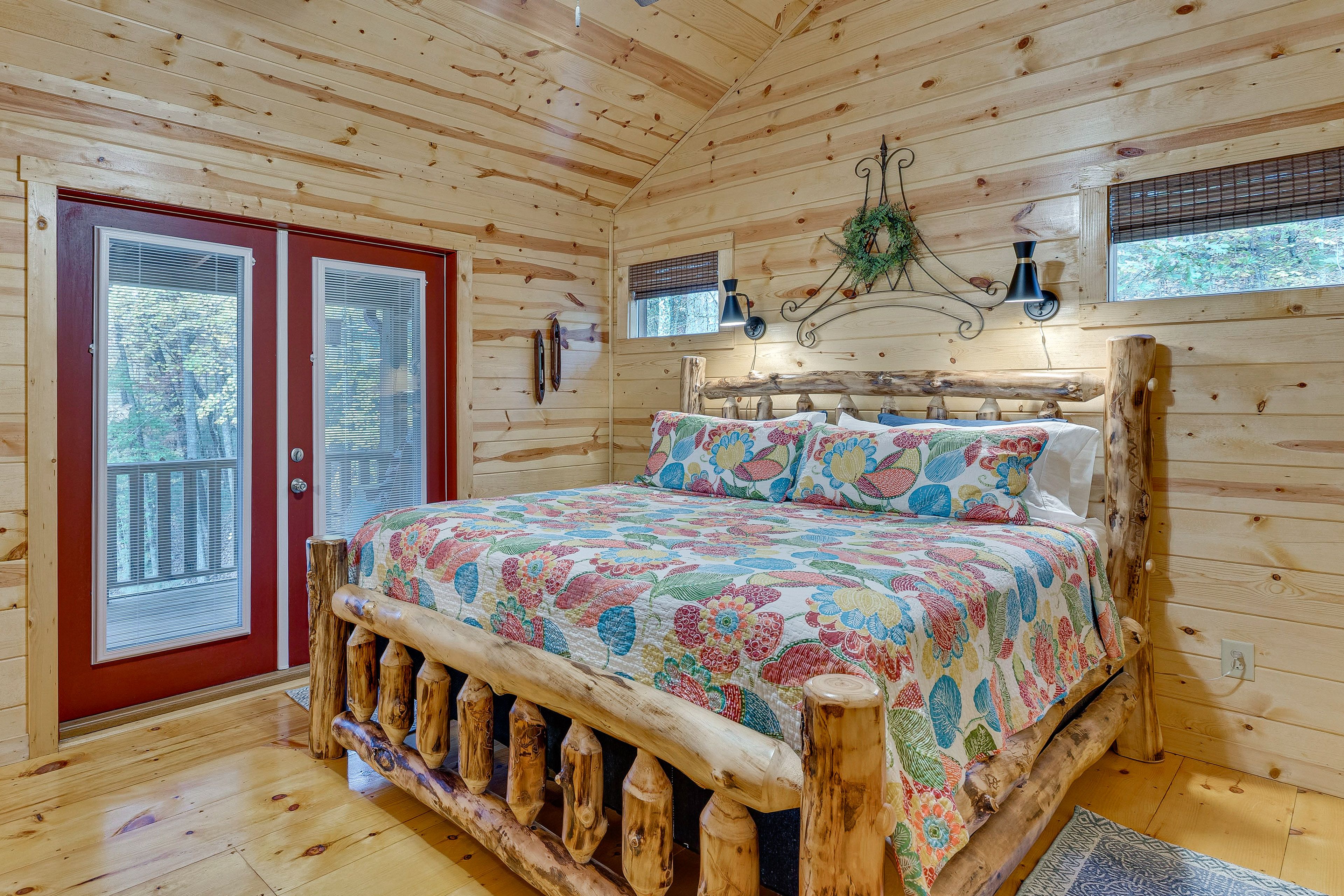 Bedroom 1 | King Bed | Linens Provided