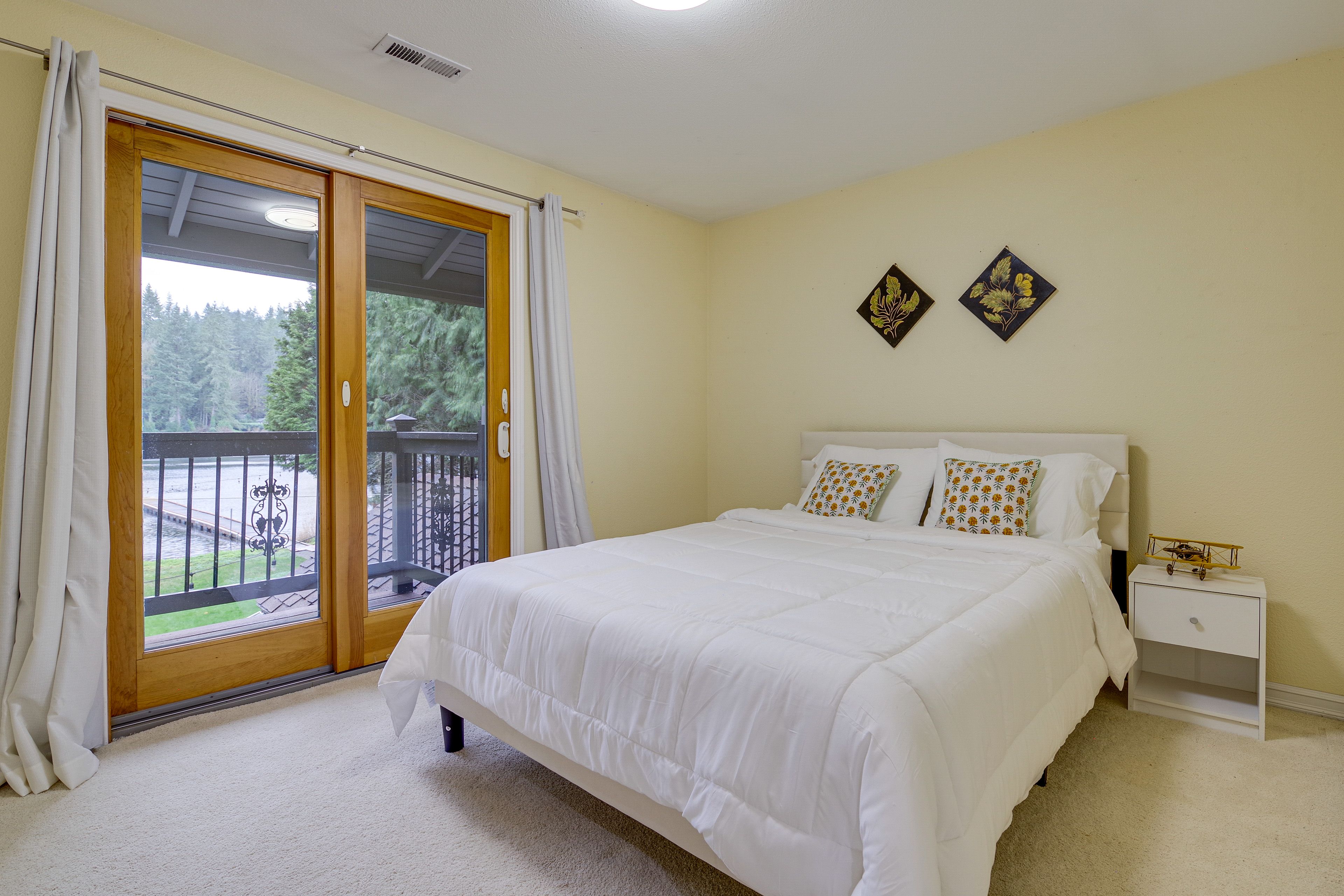 Bedroom 4 | Full Bed | 2nd Floor