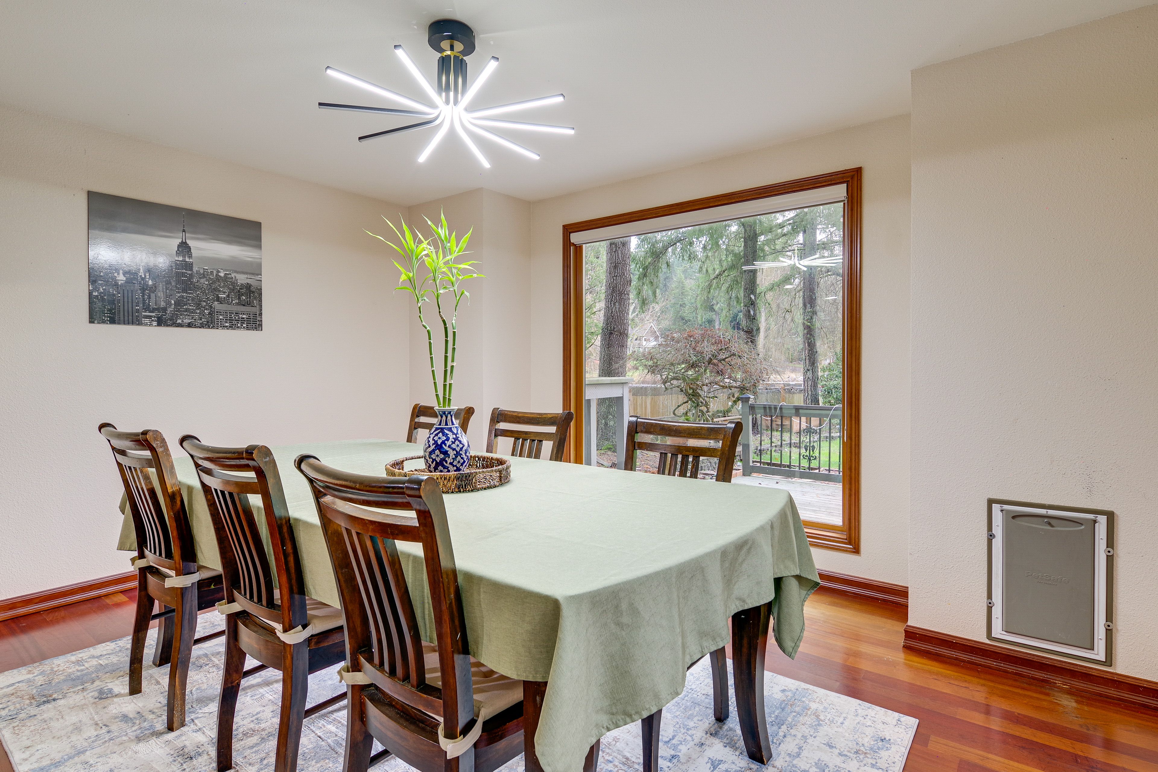 Dining Table | Dishware & Flatware | 1st Floor