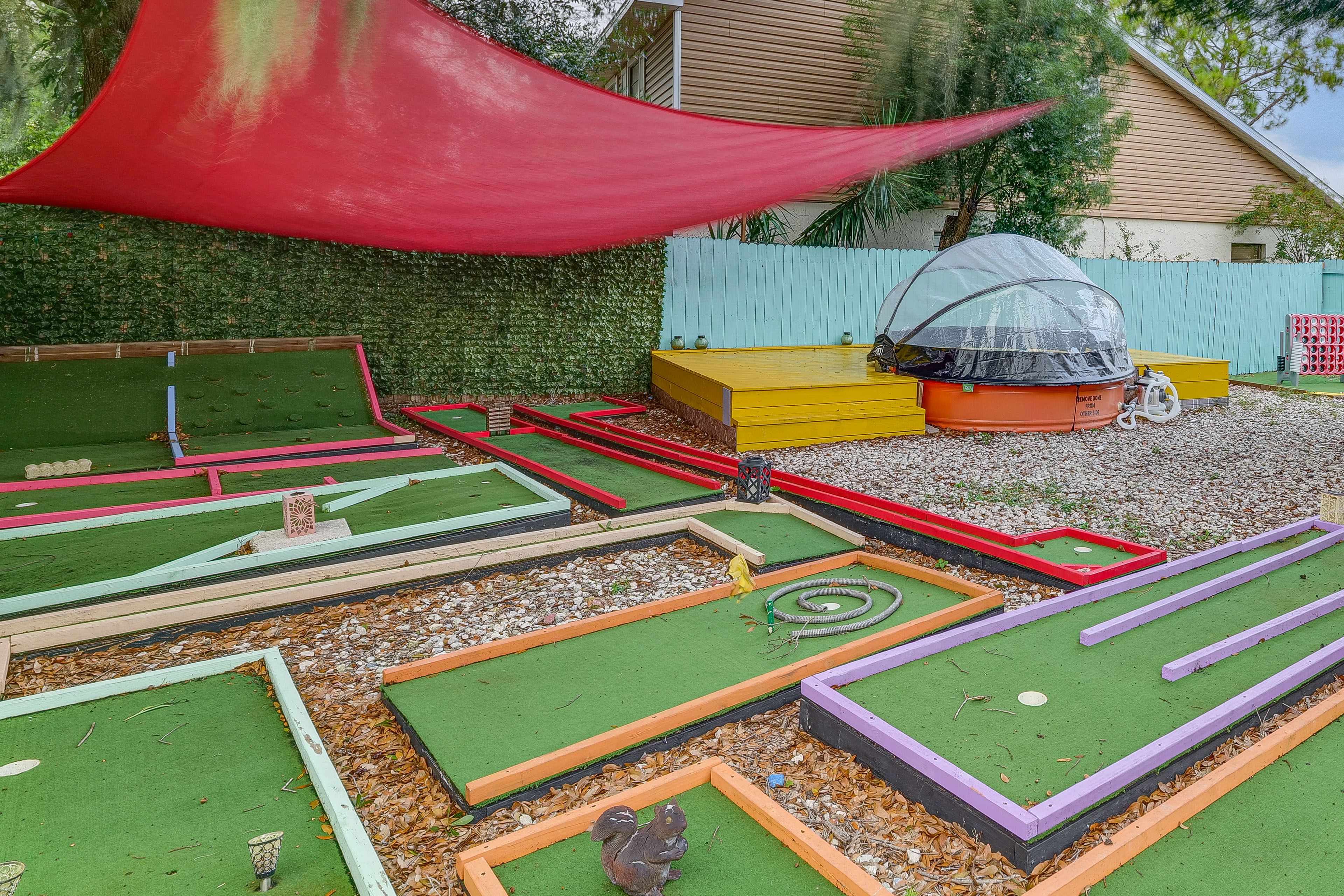 Mini-Golf Course