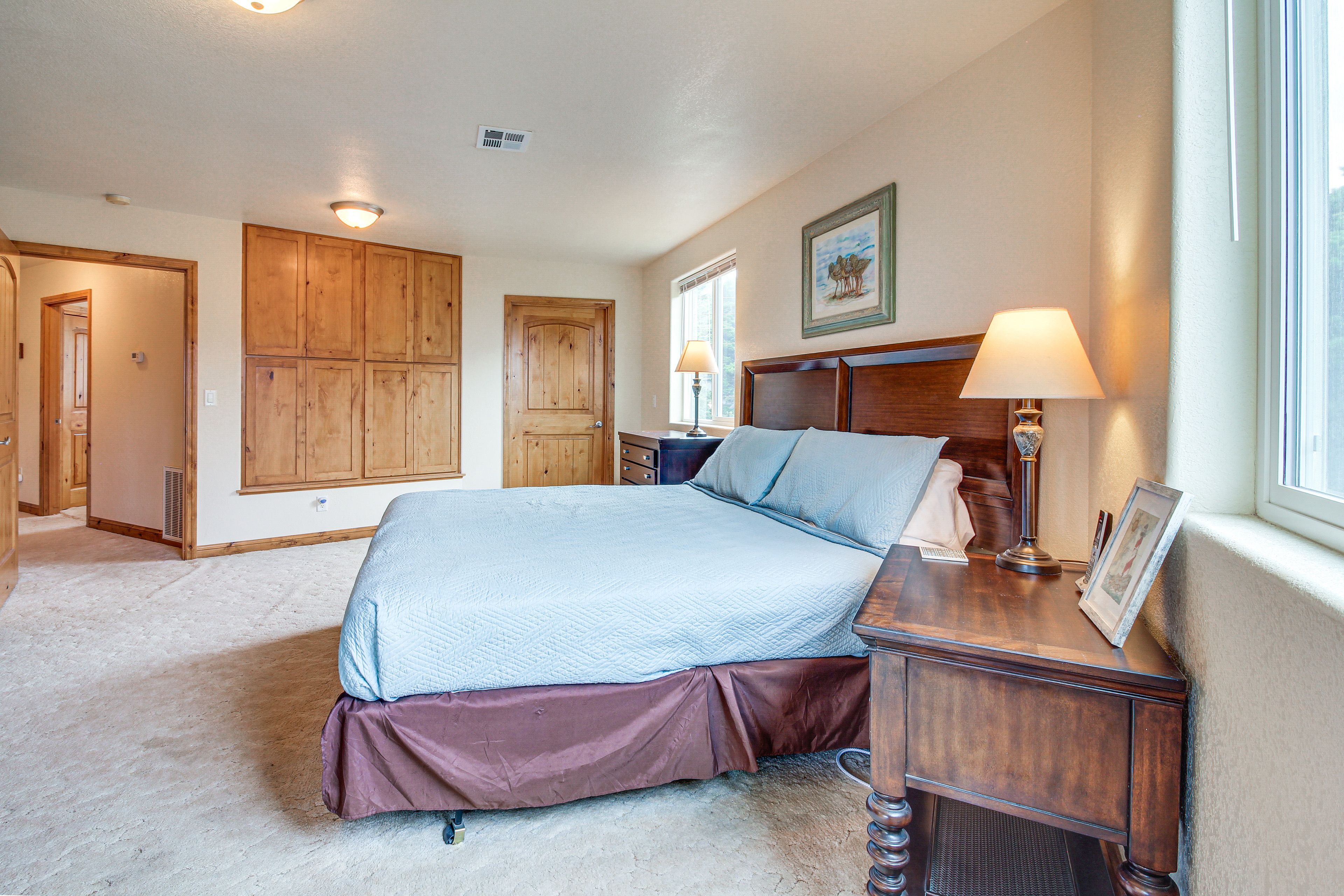 Bedroom 1 | Main Level | King Bed